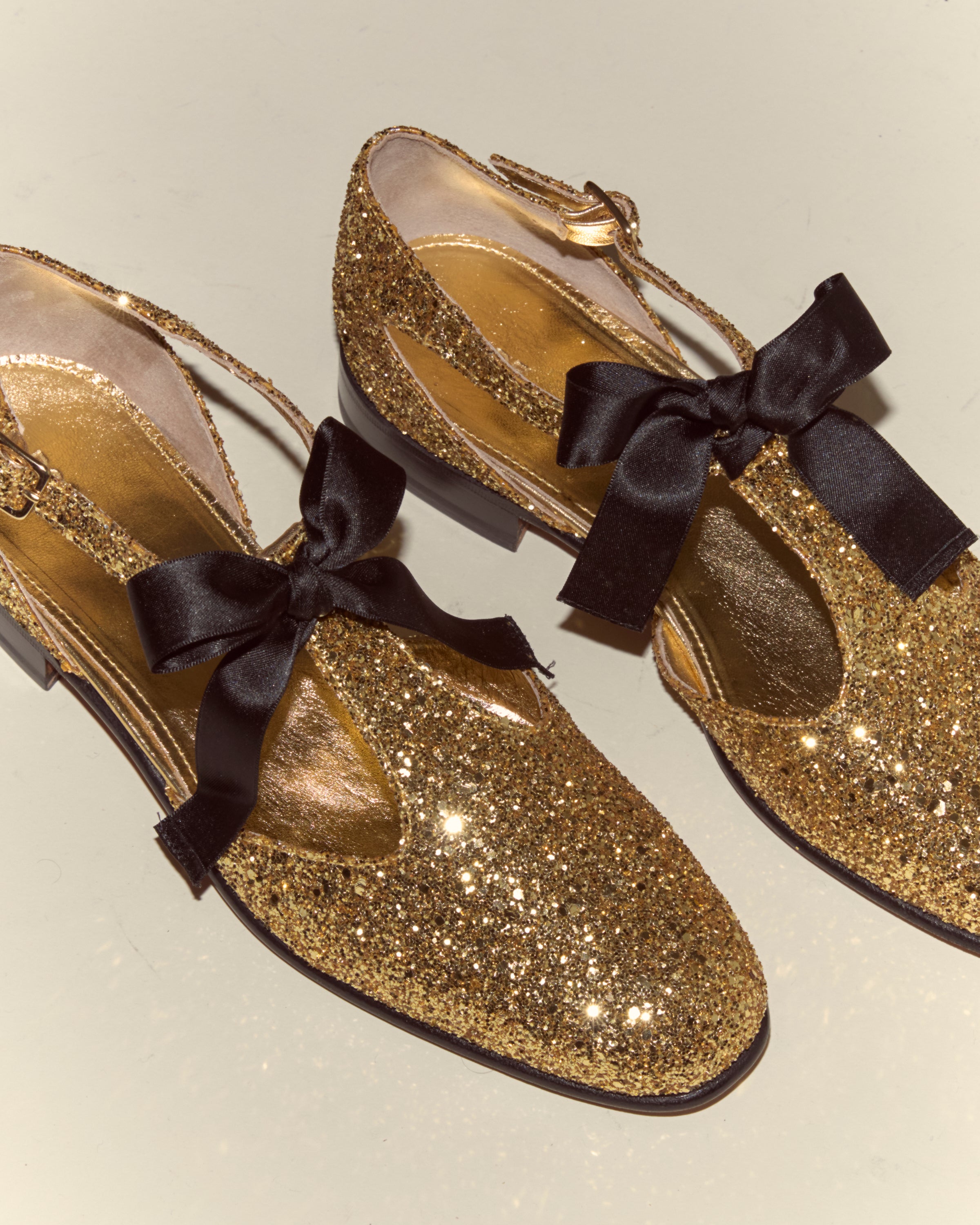 Glitter Theater Shoes - Gold | Modern Menswear by yycbvcnbmmnbm