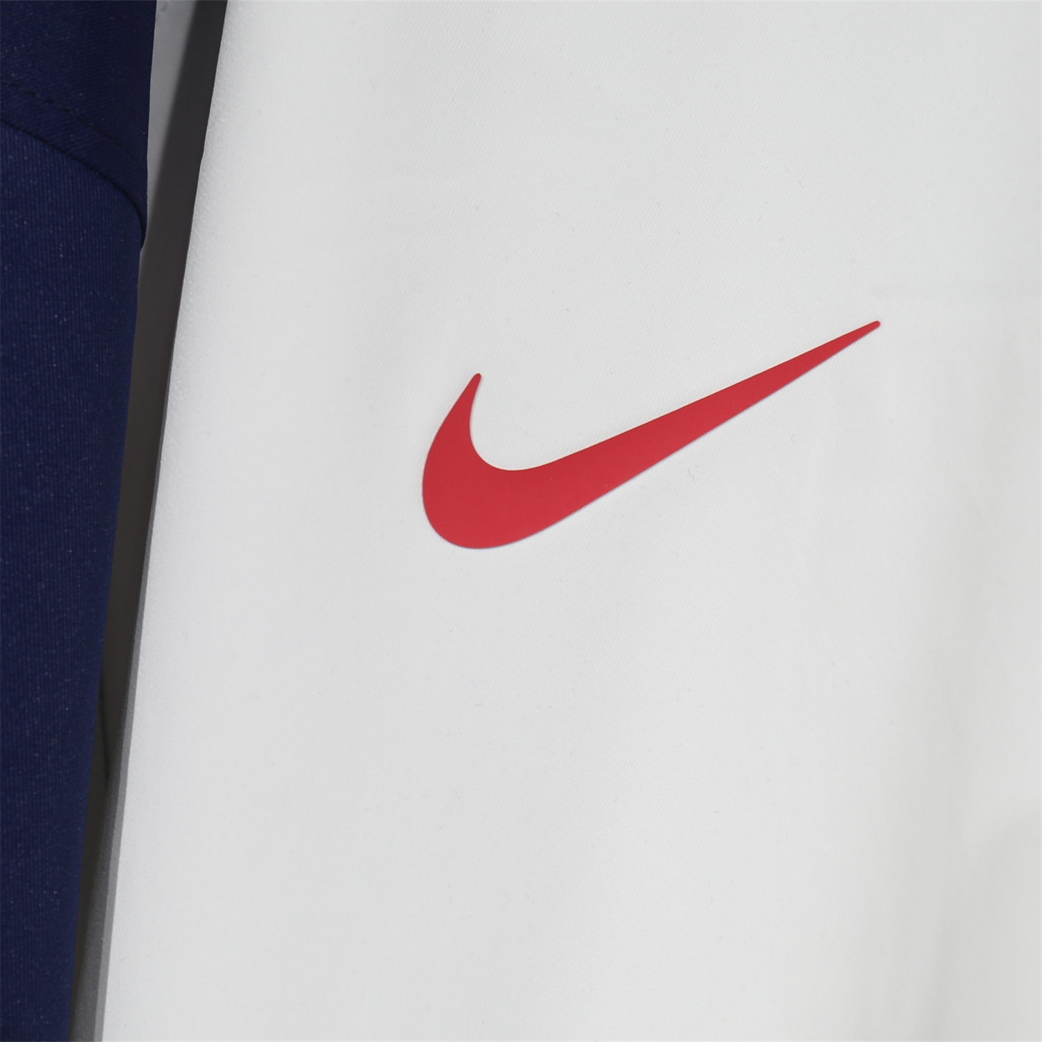 AlphaJersey-Paris Saint-Germain PSG 25-26 Throwback Windbreaker Jacket - White