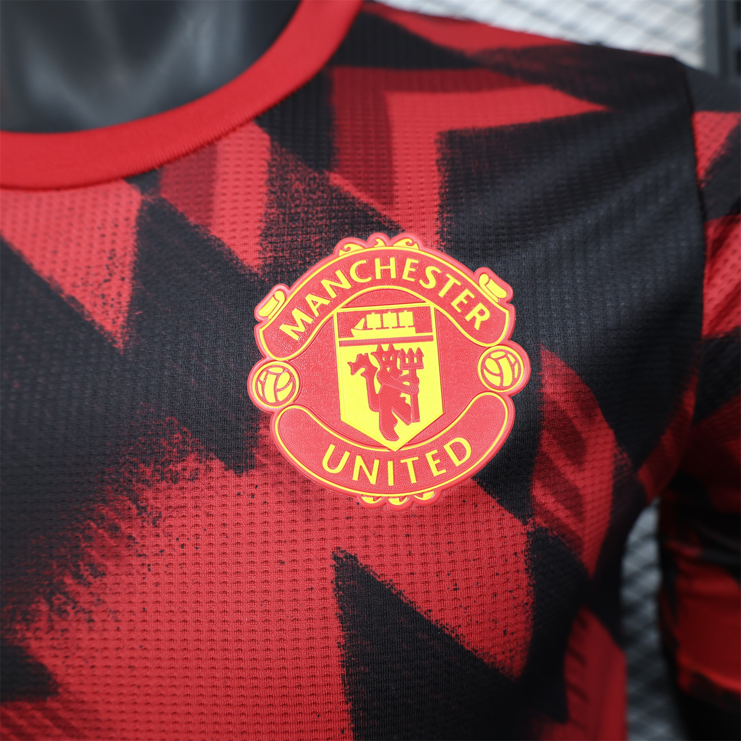 AlphaJersey-Manchester United 25-26 Red Pre-match Training Jersey - Player Version
