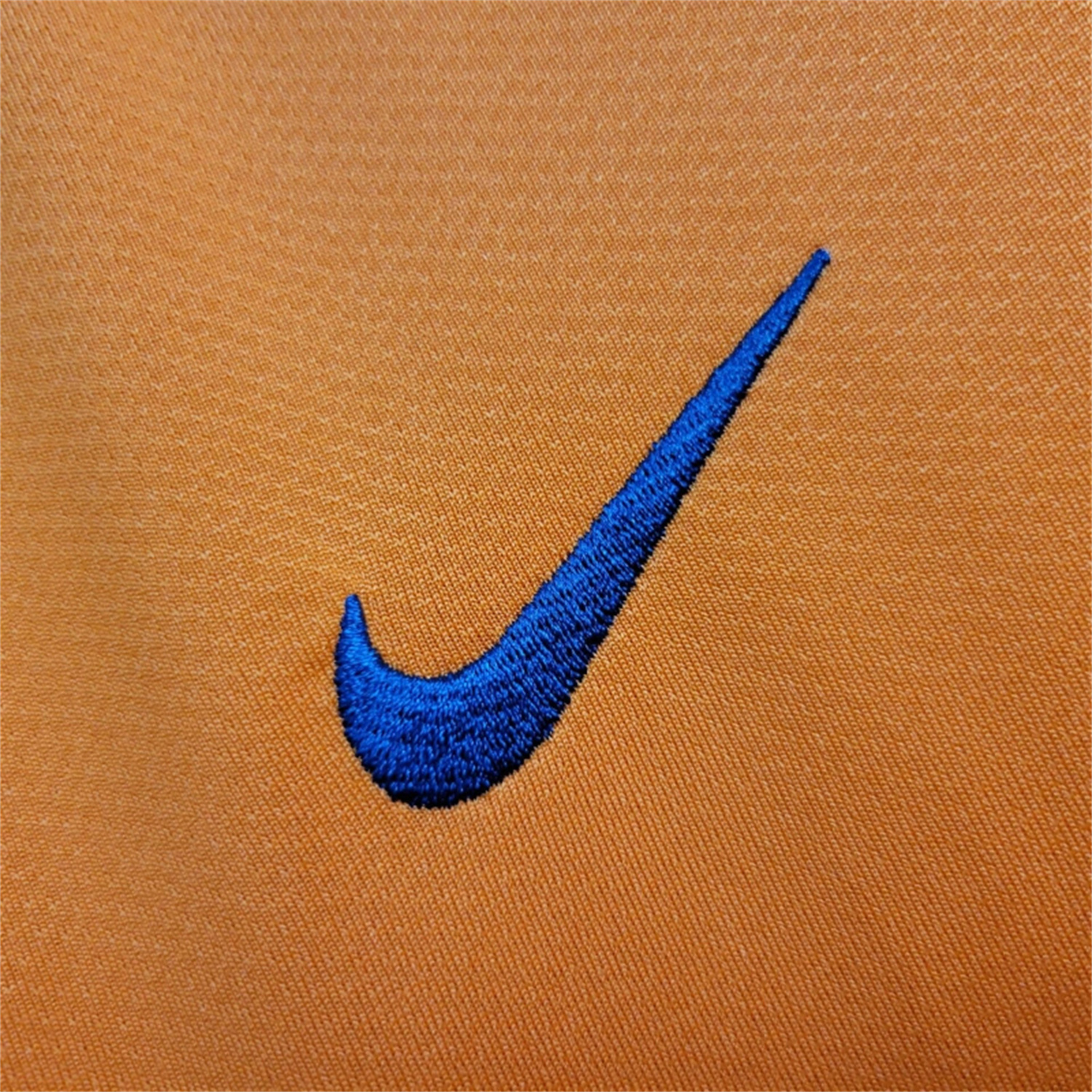 AlphaJersey-Retro Barcelona 06-07 Away Jersey