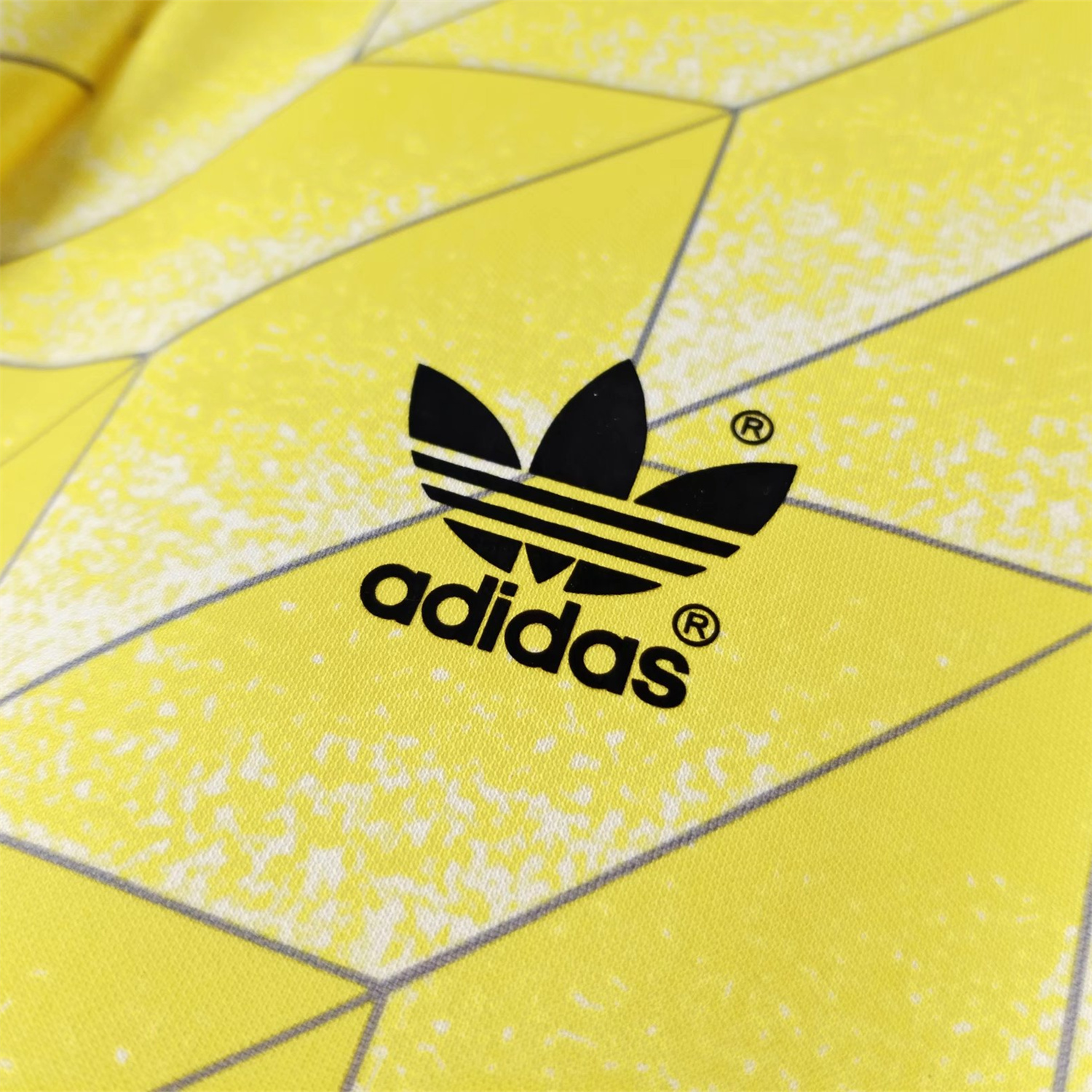 AlphaJersey-Retro Dortmund 1988-89 Home Jersey