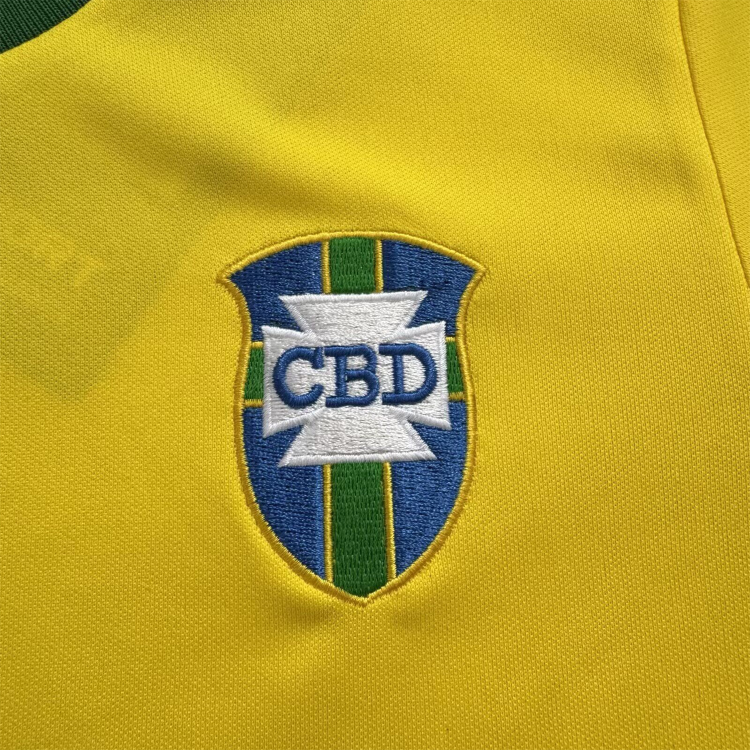 AlphaJersey-Retro Brazil 1970 Home Kids Kit