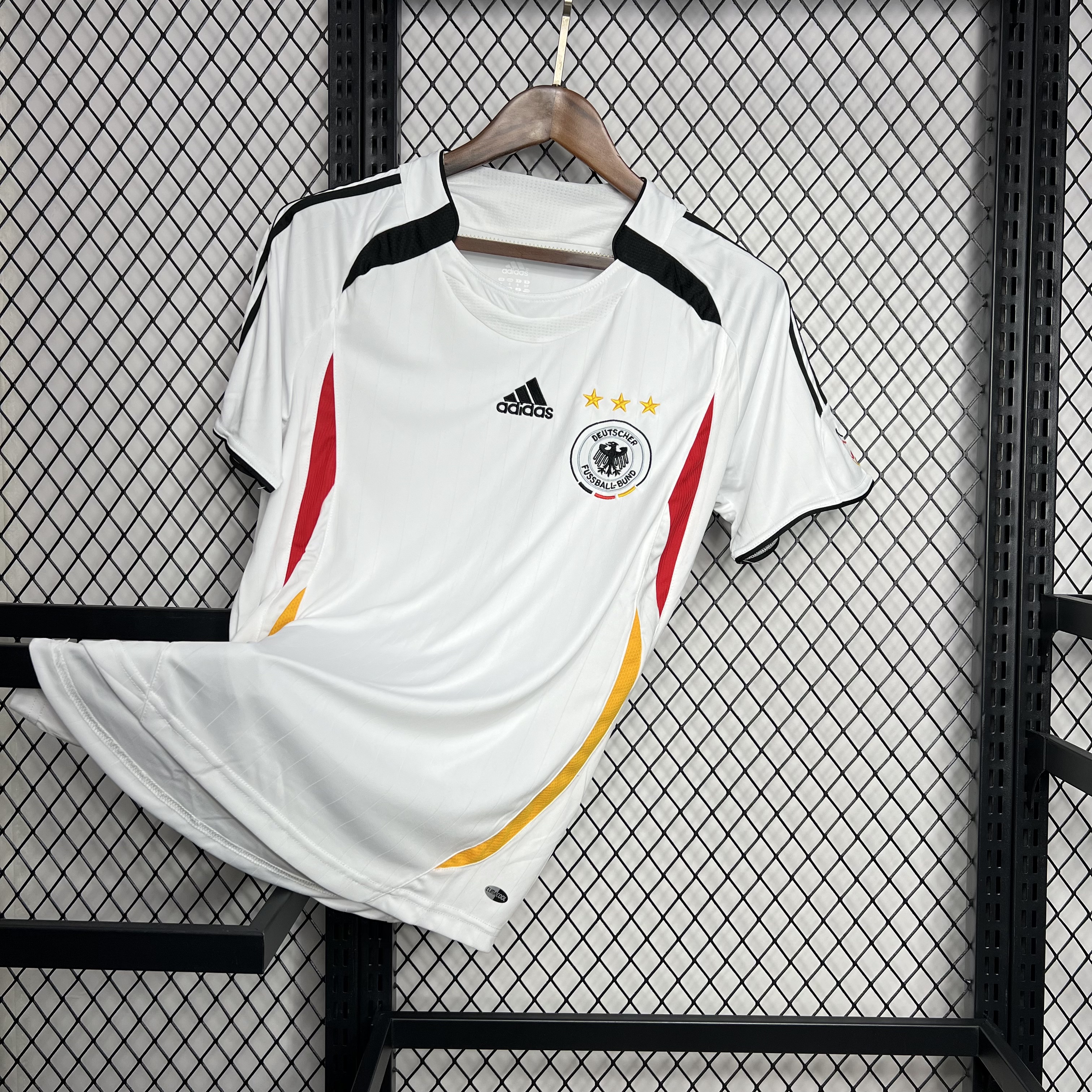 AlphaJersey-Retro Germany 2006 Home Stadium Jersey