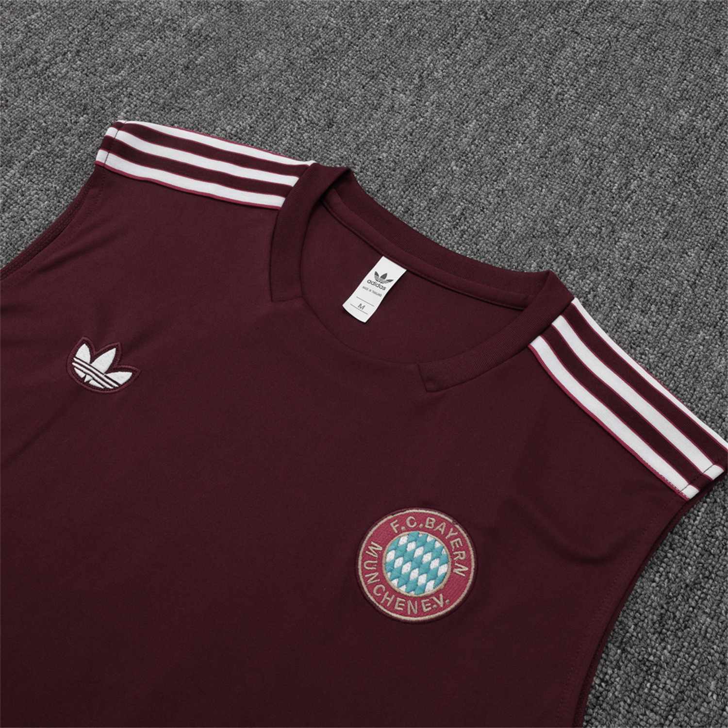 AlphaJersey-Bayern Munich 25-26 Throwback Trefoil Vest Training Set - Deep Red