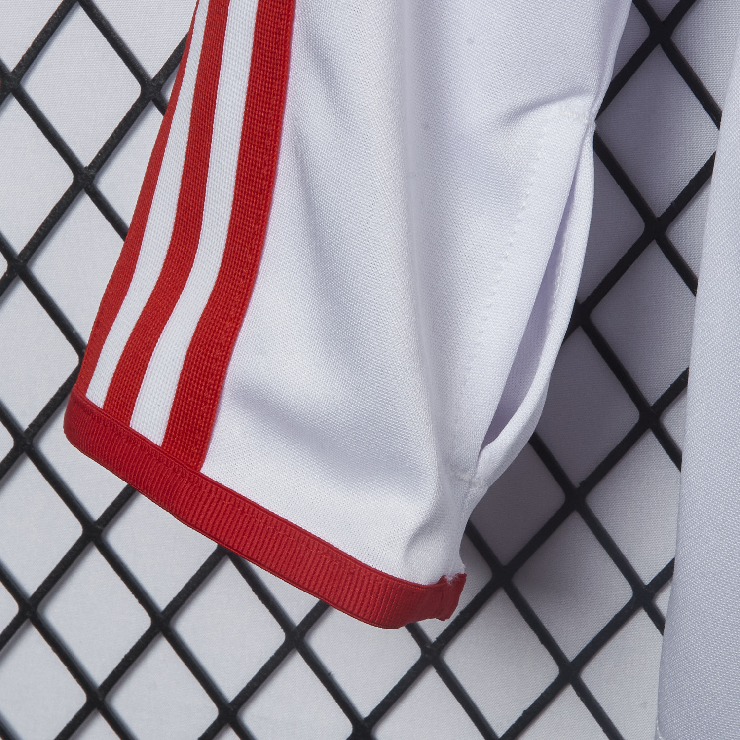 AlphaJersey-Bayern Munich 2025 125th Anniversary 1/4-Zip Long Sleeves Training Set - White