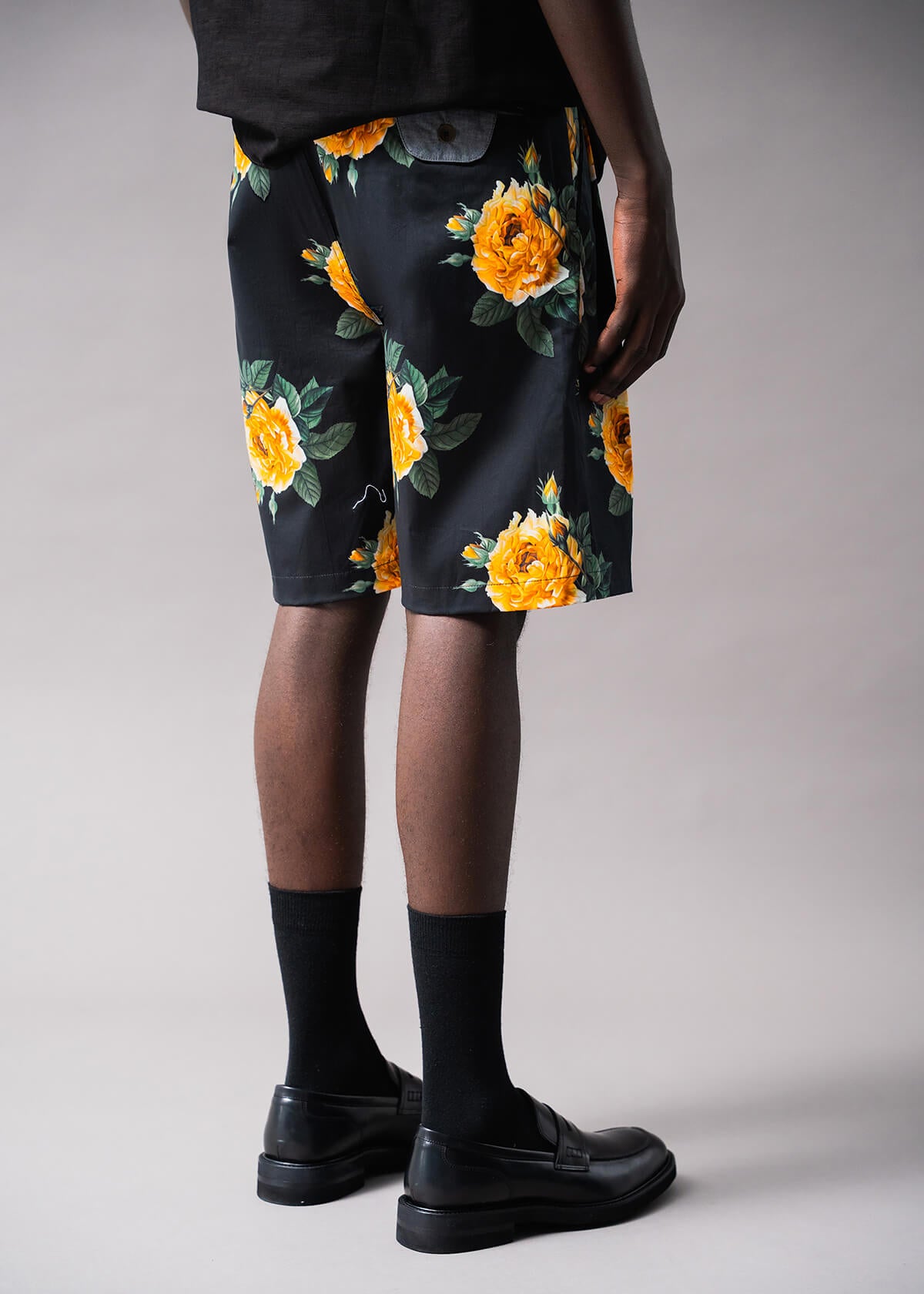 Wesson Dark Short: Solta Fit | Modern Menswear by yycbvcnbmmnbm