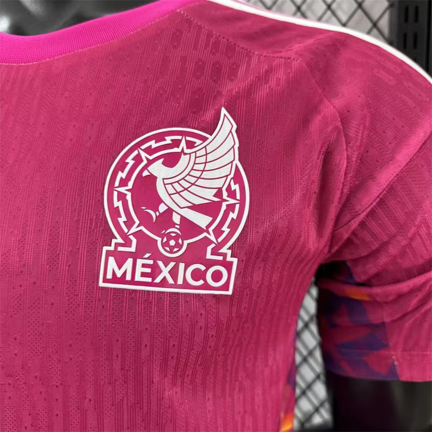 AlphaJersey-Mexico 2026 Pink Goalkeeper Jersey - Player Version