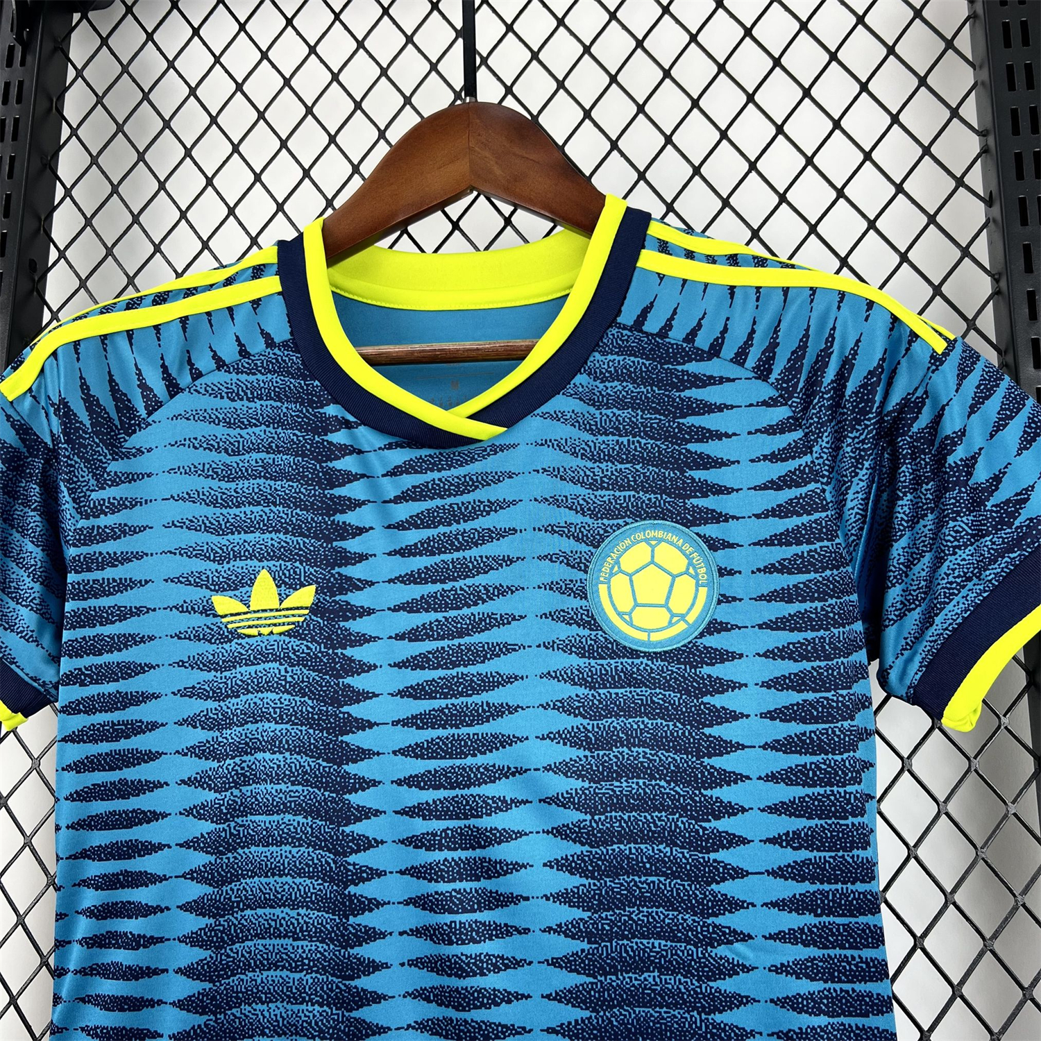 AlphaJersey-Women's Colombia 2026 Away Jersey - Fans Version