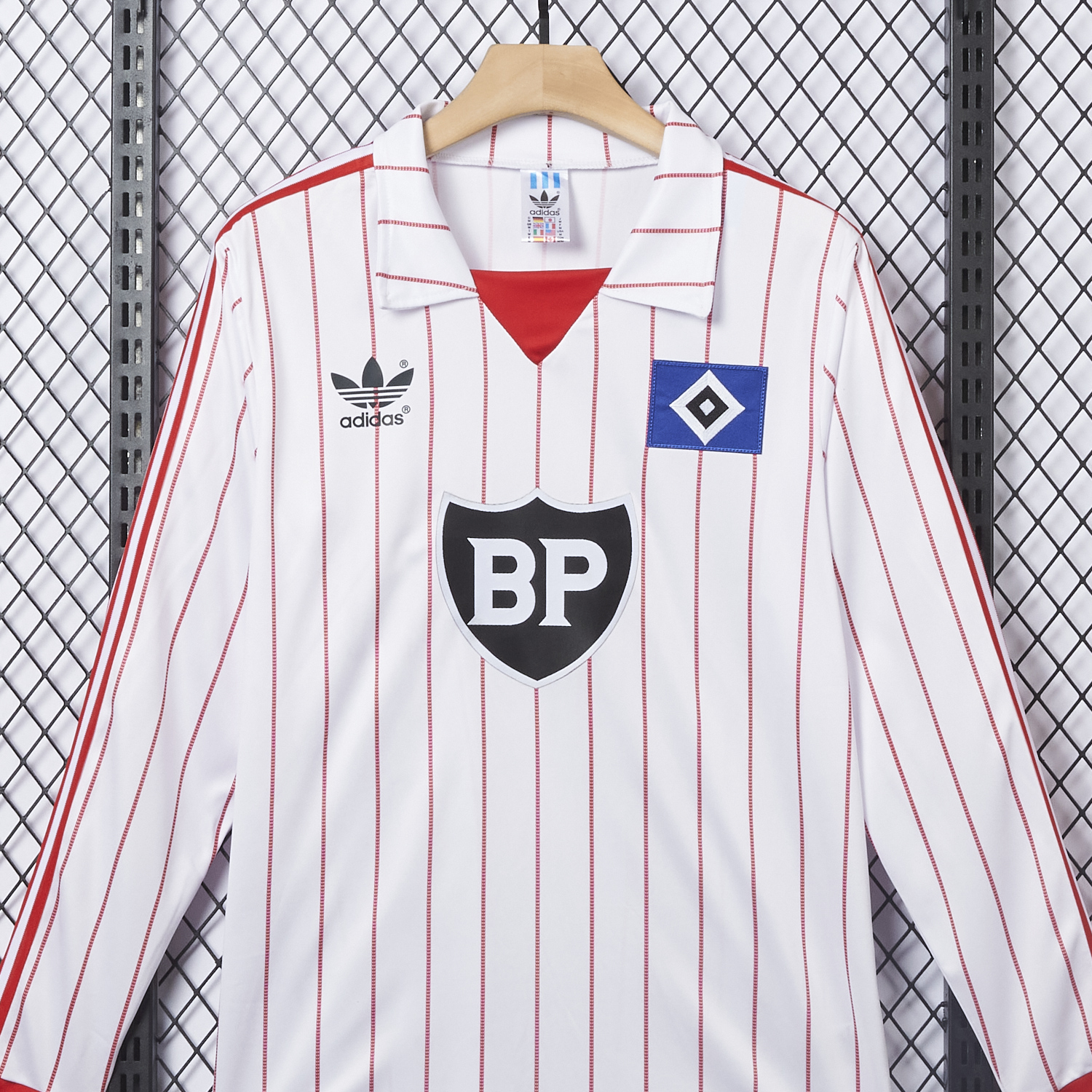 AlphaJersey-Retro Hamburger SV 1982-83 Home Long Sleeves Jersey