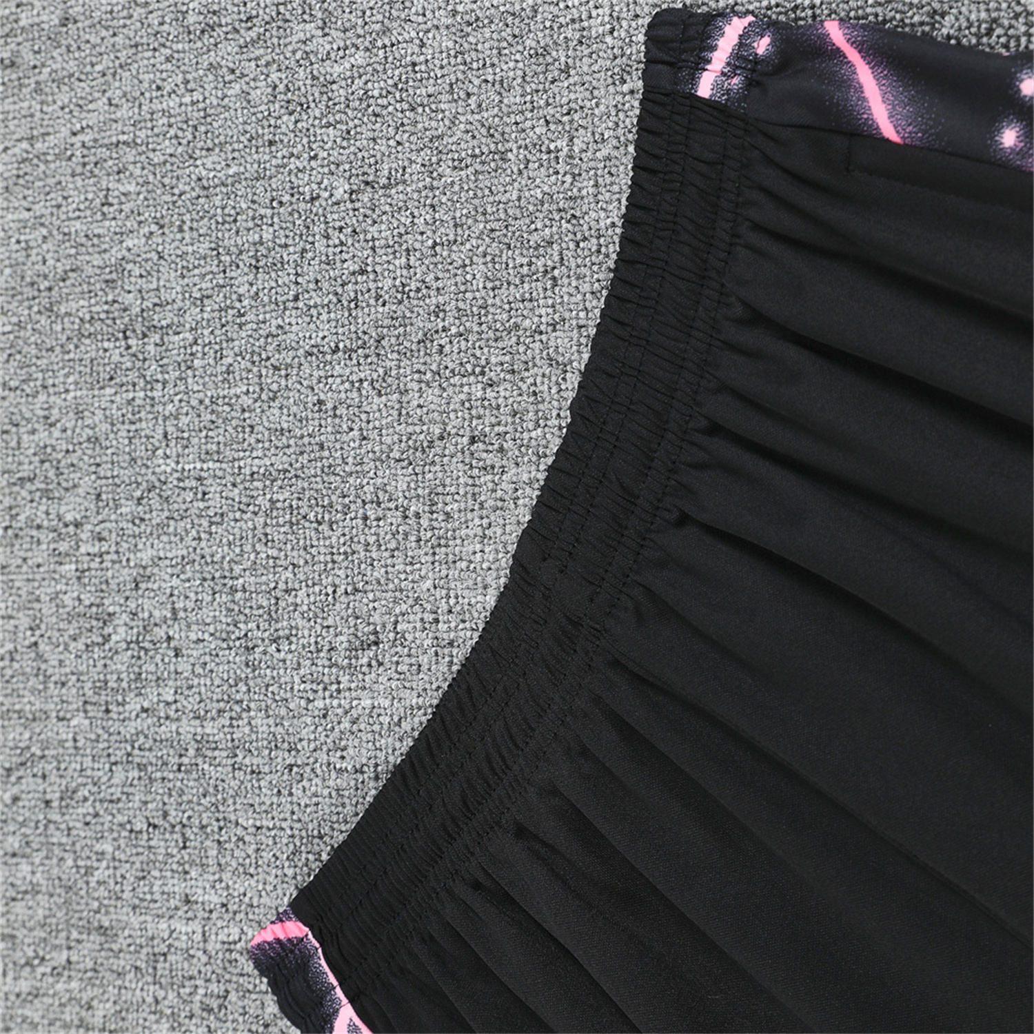AlphaJersey-Paris Saint-Germain PSG 25-26 Short-Sleeve Training Set - Pink Fluorescent Rays Black Top & Black Shorts