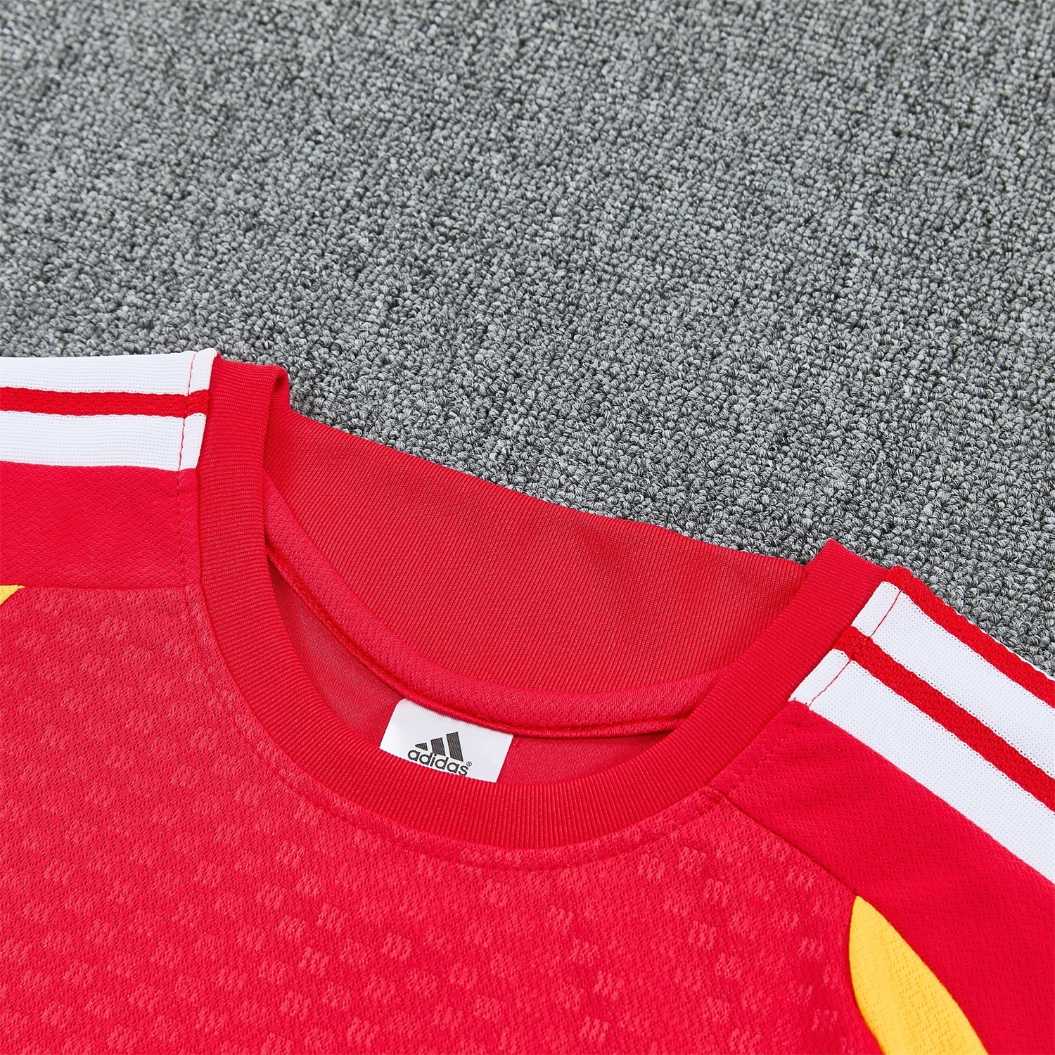 AlphaJersey-Germany 2026 Short-Sleeve Training Set - Red Top and Black Shorts