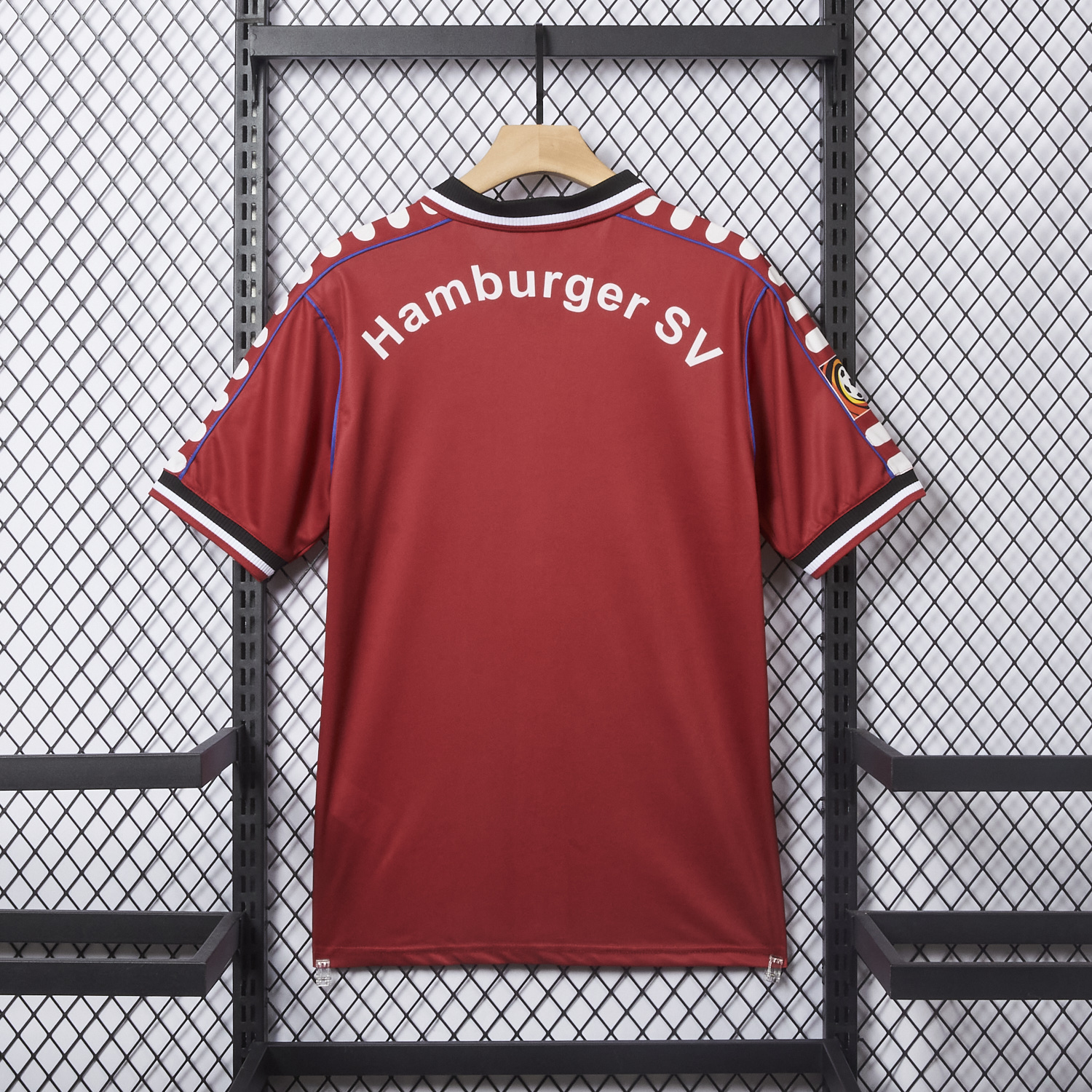 AlphaJersey-Retro Hamburger SV 1999-00 Third Red Jersey