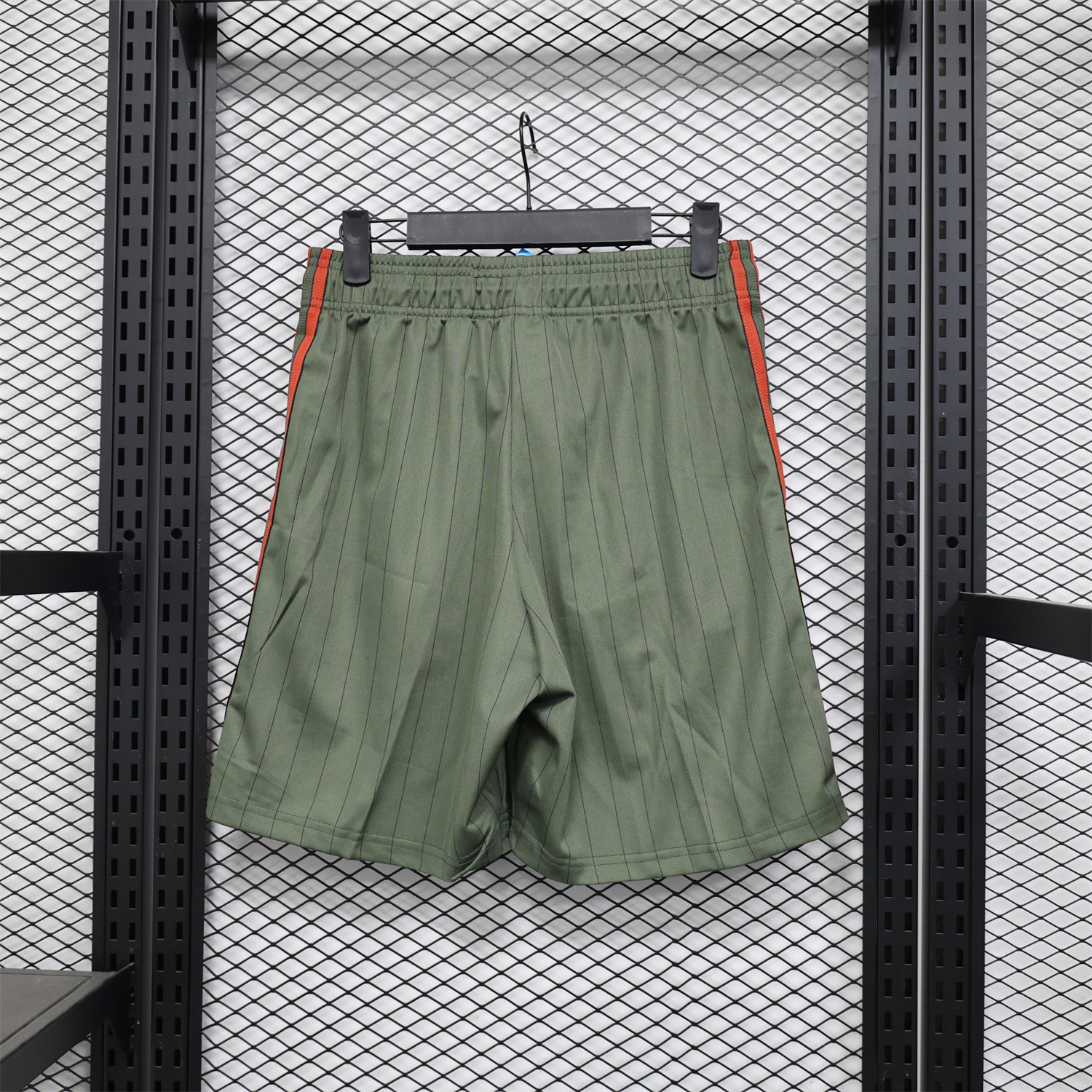 AlphaJersey-Bayern Munich 25-26 Trefoil Grey Green Travel Shorts - Player Version