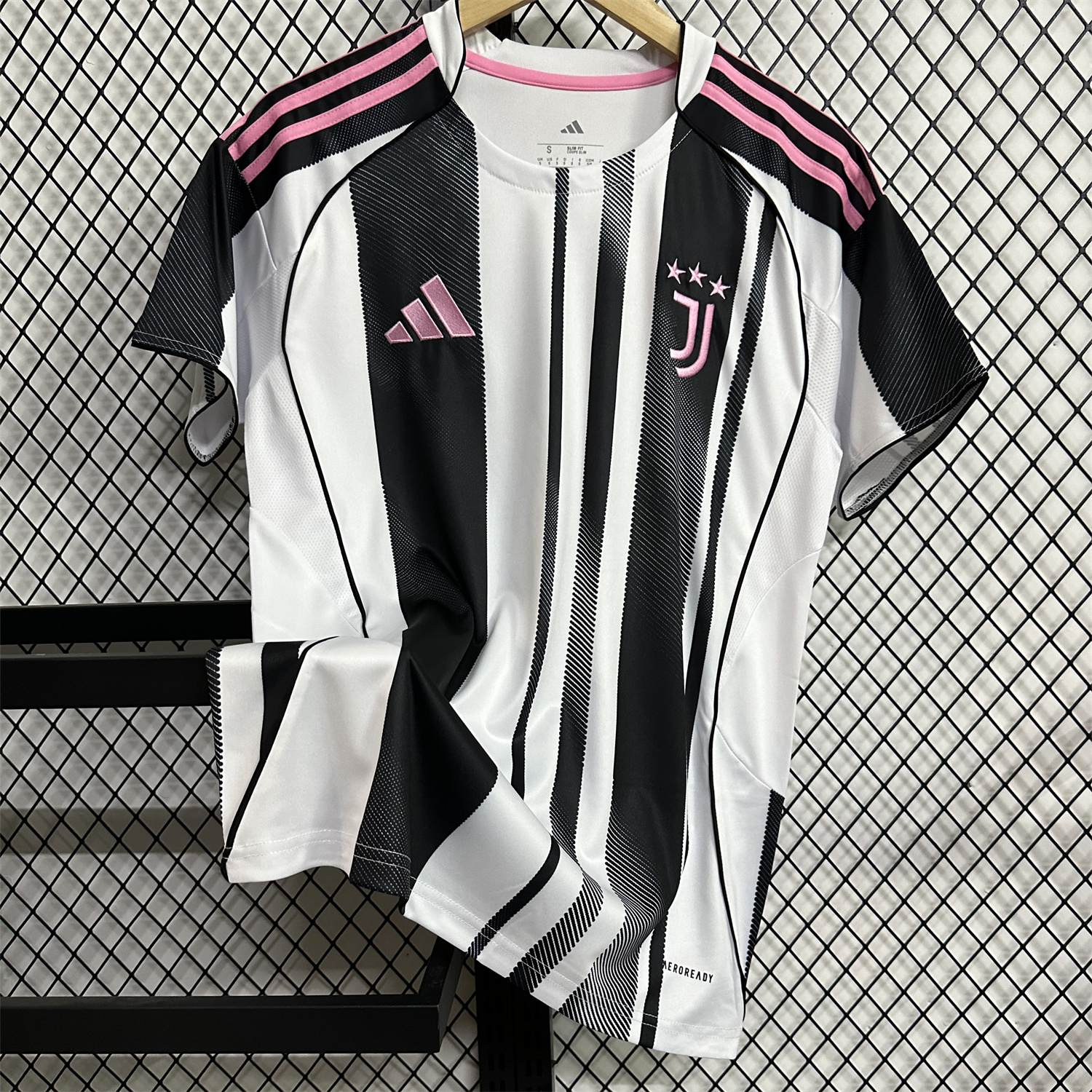 AlphaJersey-Juventus 25-26 Home Unsponsored Jersey - Fans Version
