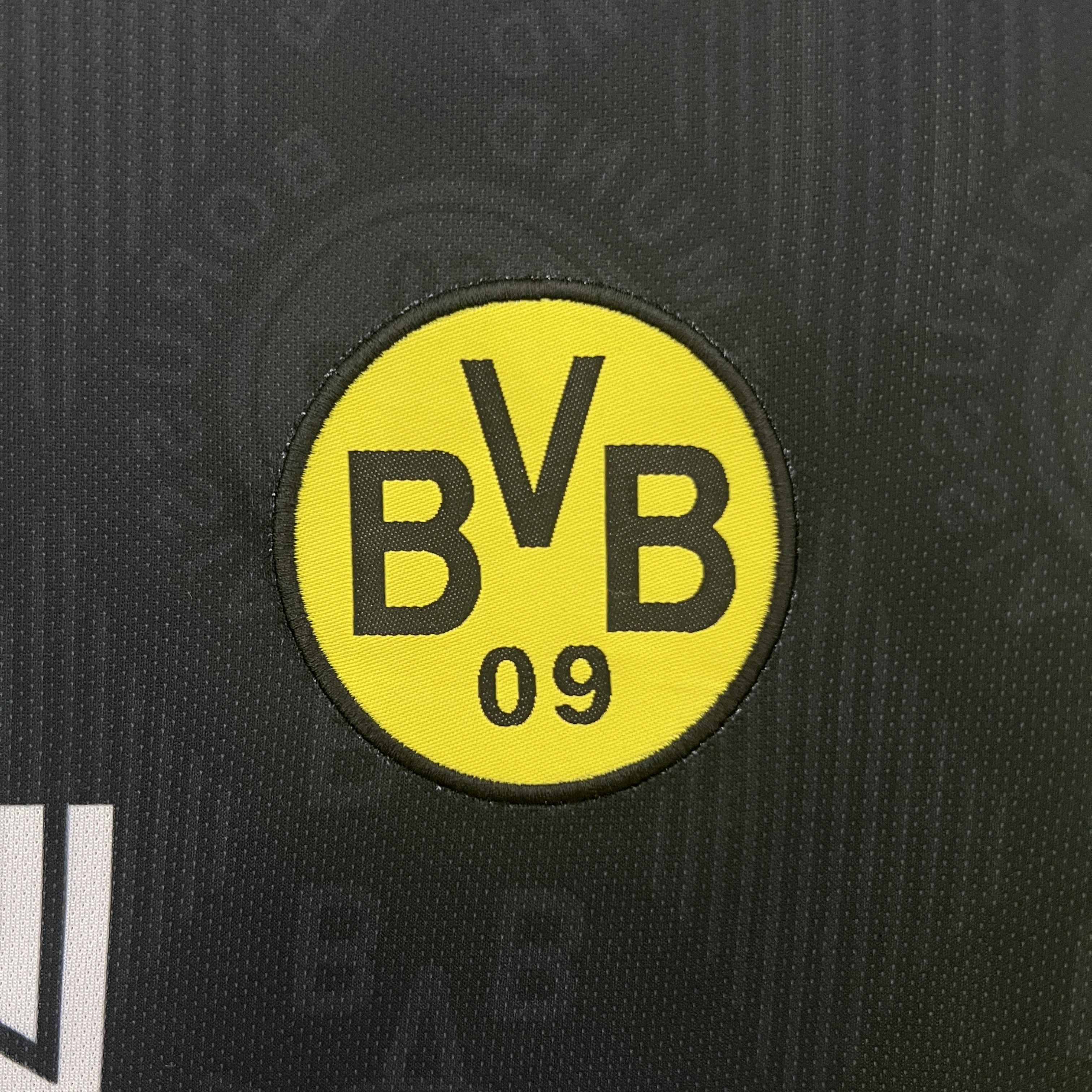 AlphaJersey-Retro Dortmund 1996-97 Away Jersey