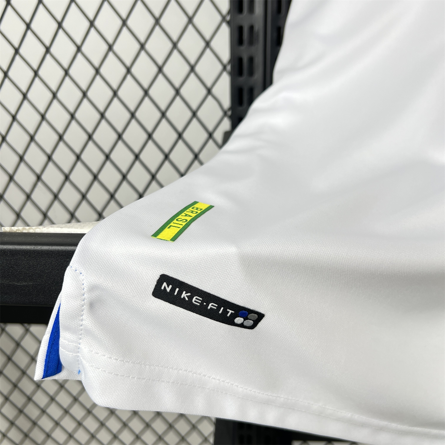 AlphaJersey-Retro Brazil 1998 Goalkeeper White Jersey