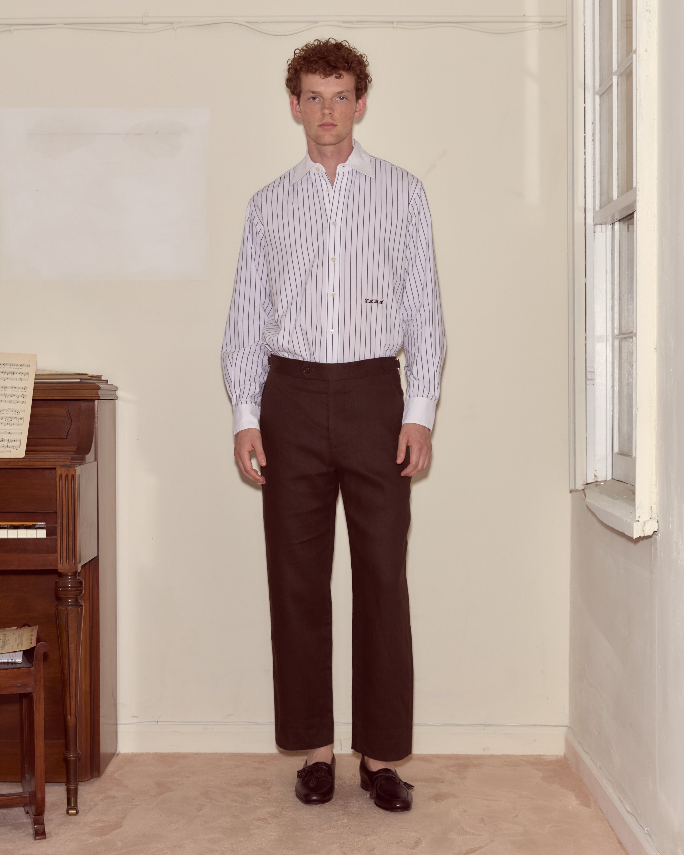 Lightweight Linen Side-Buckle Trousers - Brown/Black | Modern Menswear by yycbvcnbmmnbm