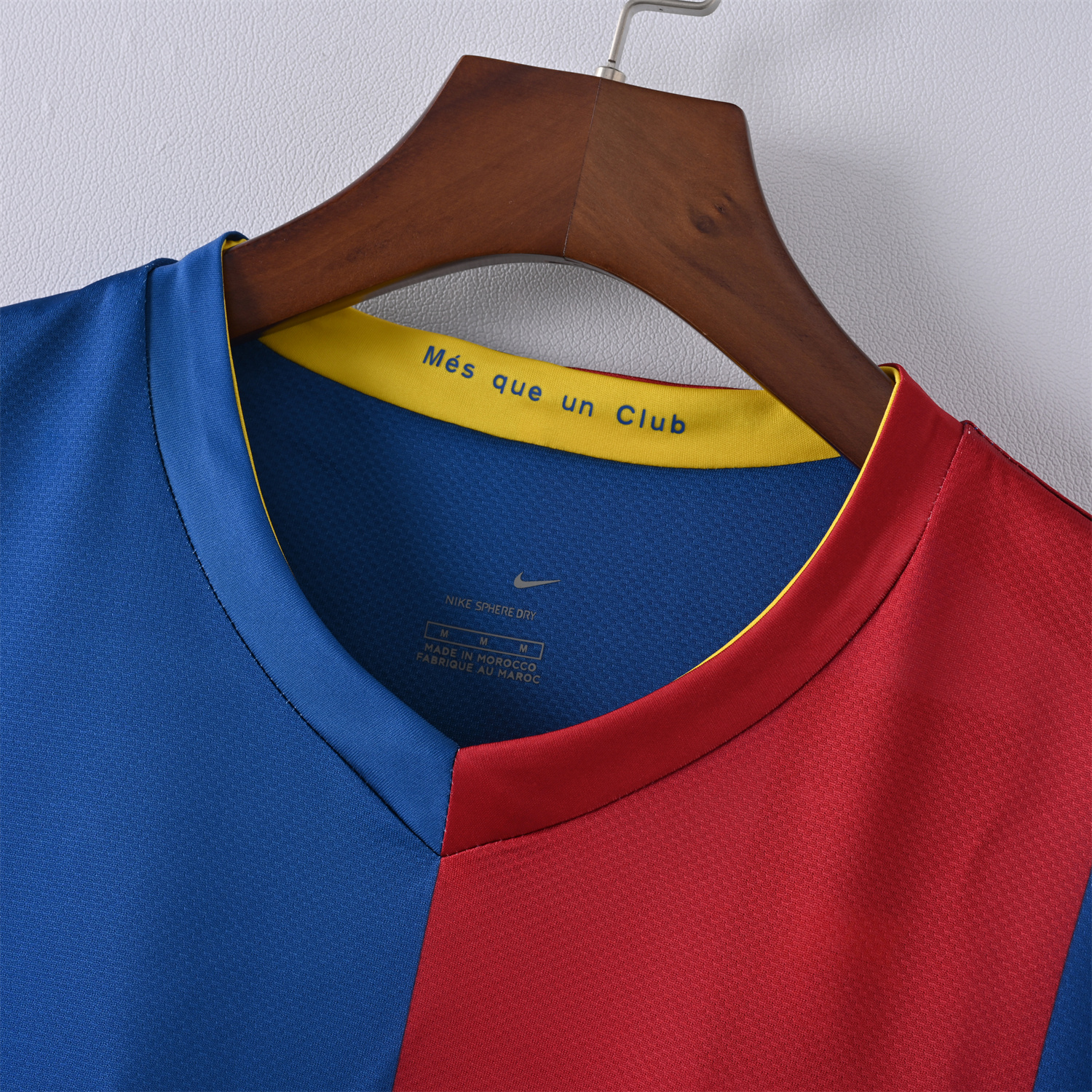 AlphaJersey-Retro Barcelona 06-07 Home Unsponsored Jersey
