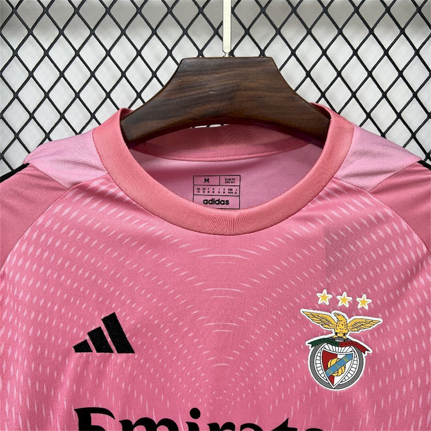 AlphaJersey-Benfica 25-26 Pink Goalkeeper Jersey - Fans Version