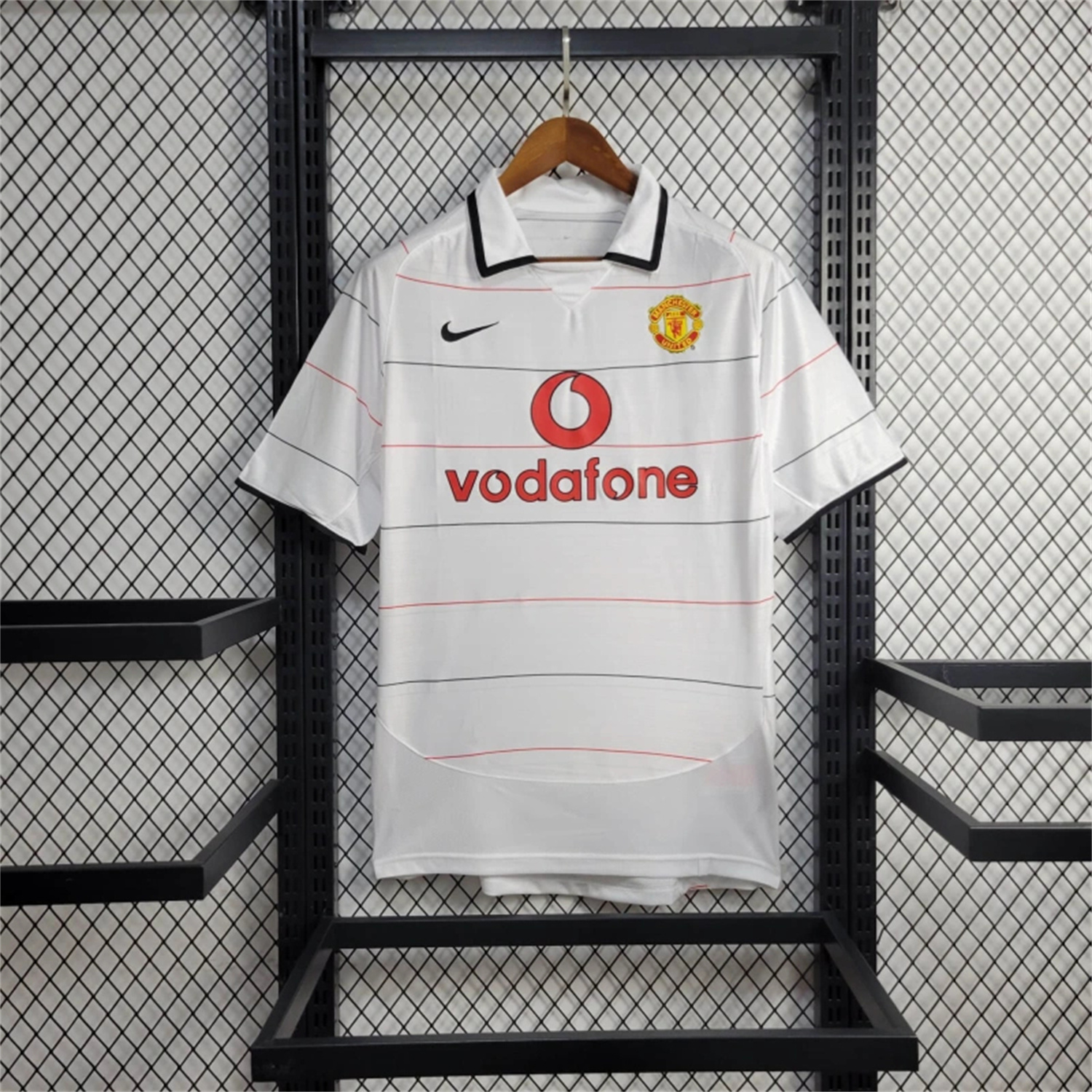 AlphaJersey-Retro Manchester United 04-06 Third Jersey