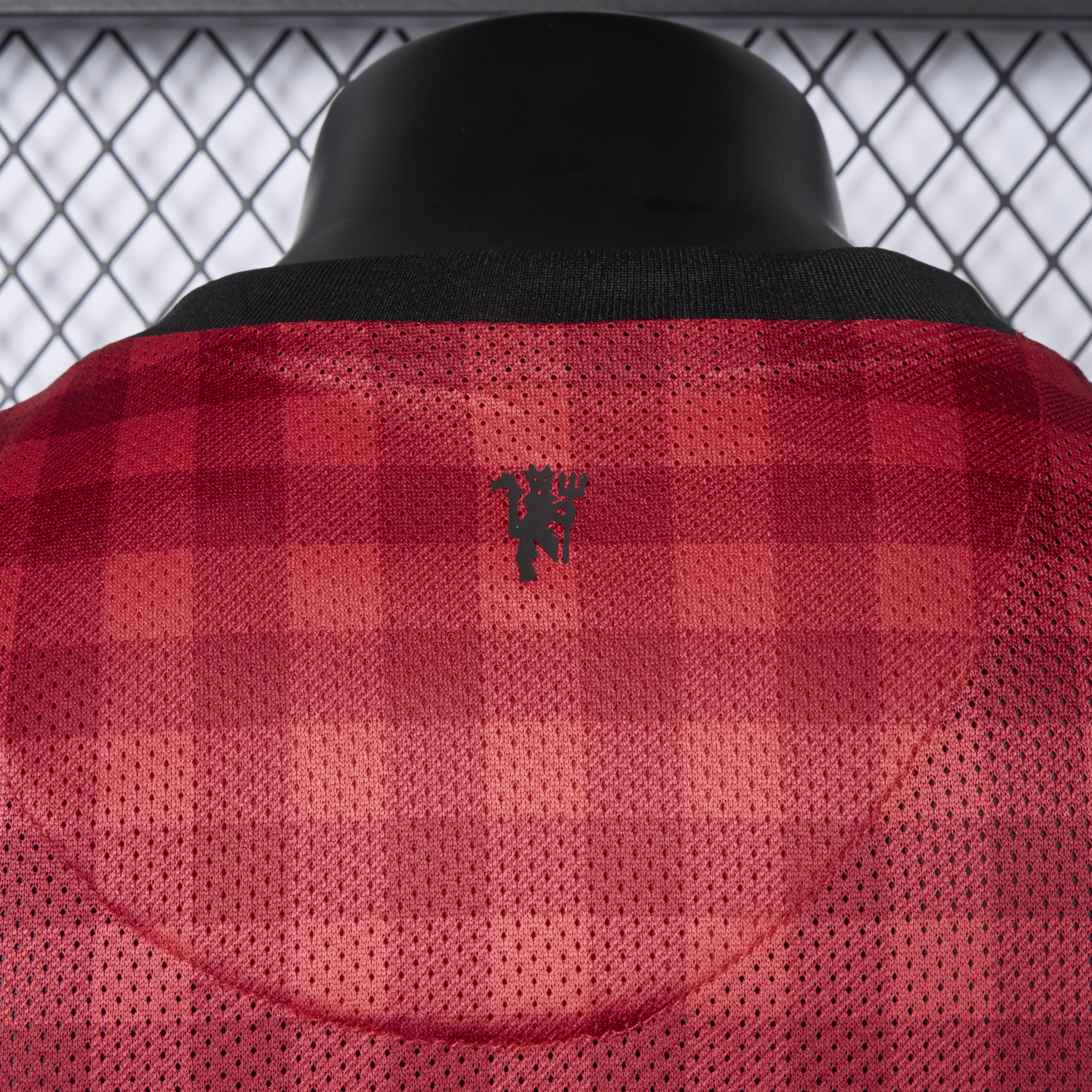 AlphaJersey-Retro Manchester United 2012-13 Home Jersey - Player Version