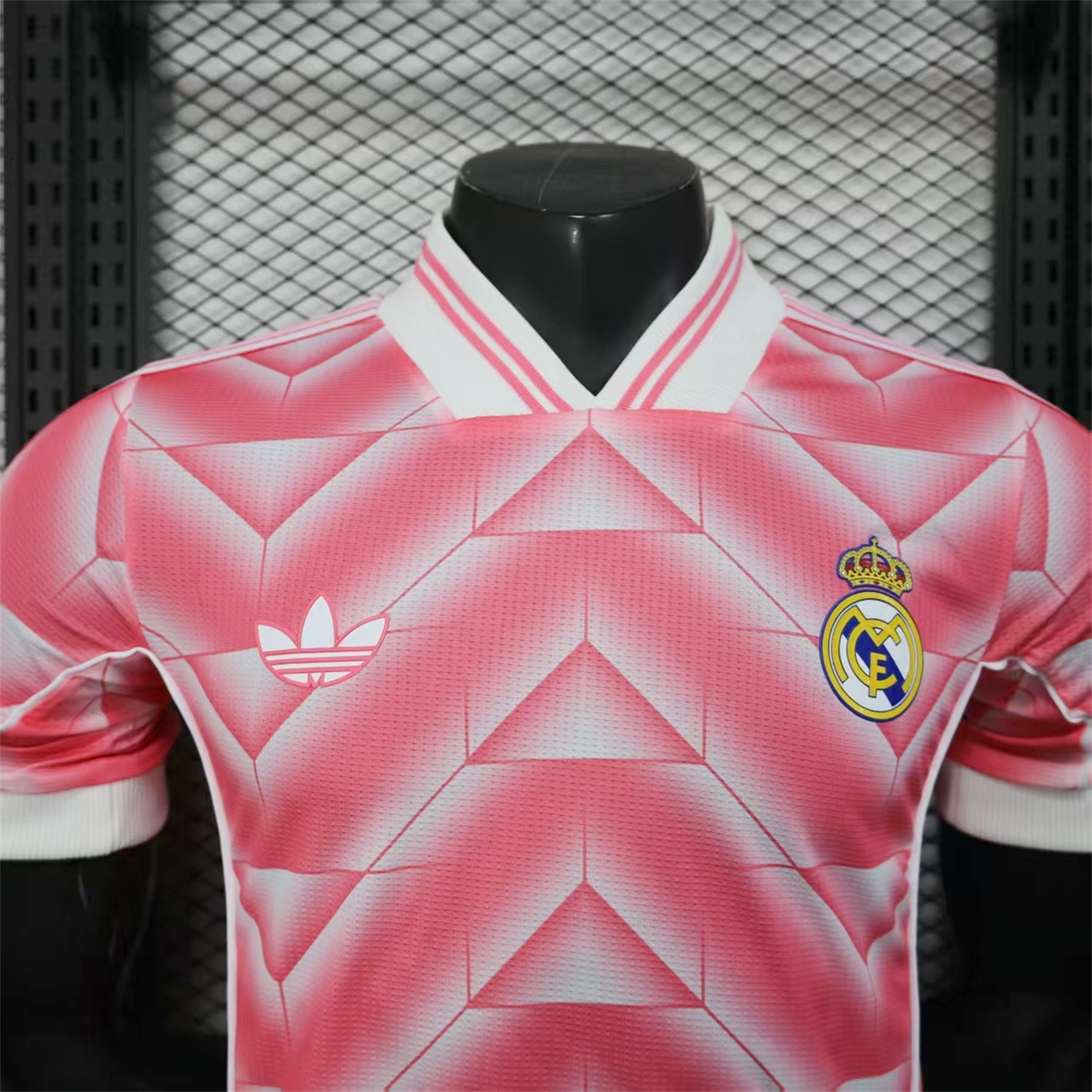 AlphaJersey-Real Madrid 25-26 Refracted Pink Light White Special Jersey - Player Version