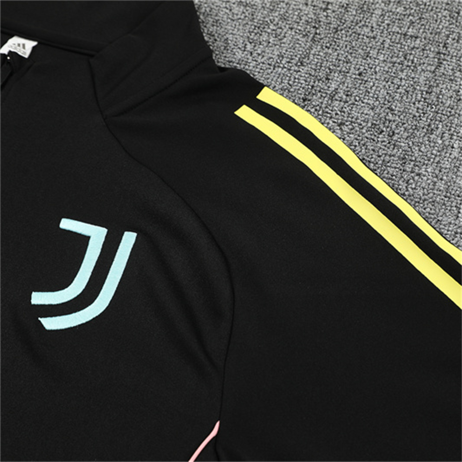 AlphaJersey-Juventus 25-26 Long Sleeve Training Set - Black Top and Black Pants