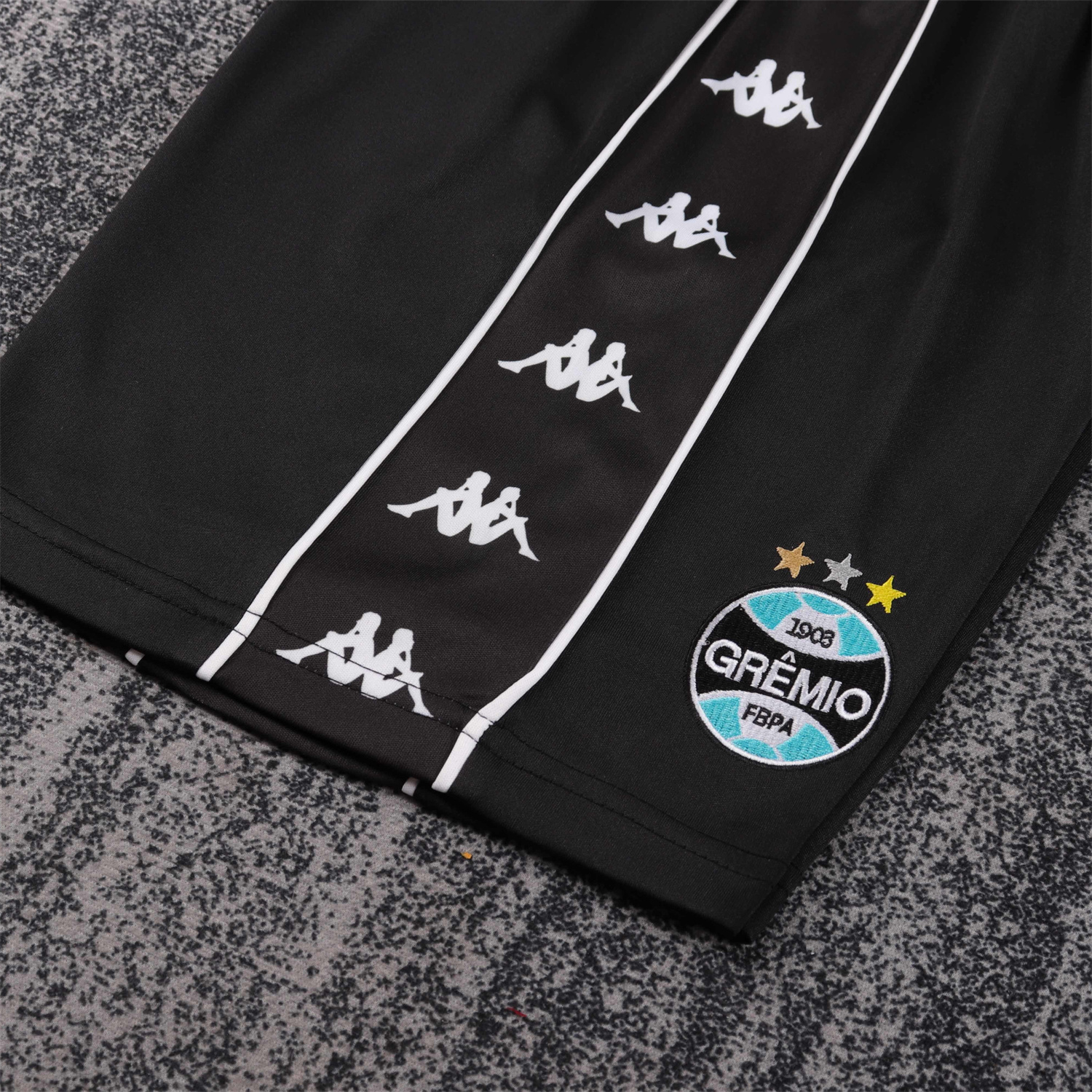 AlphaJersey-Retro Gremio 2000 Home Kids Kit