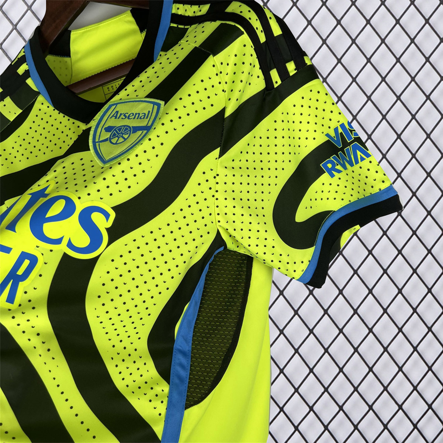 AlphaJersey-Retro Arsenal 2023-24 Away Jersey