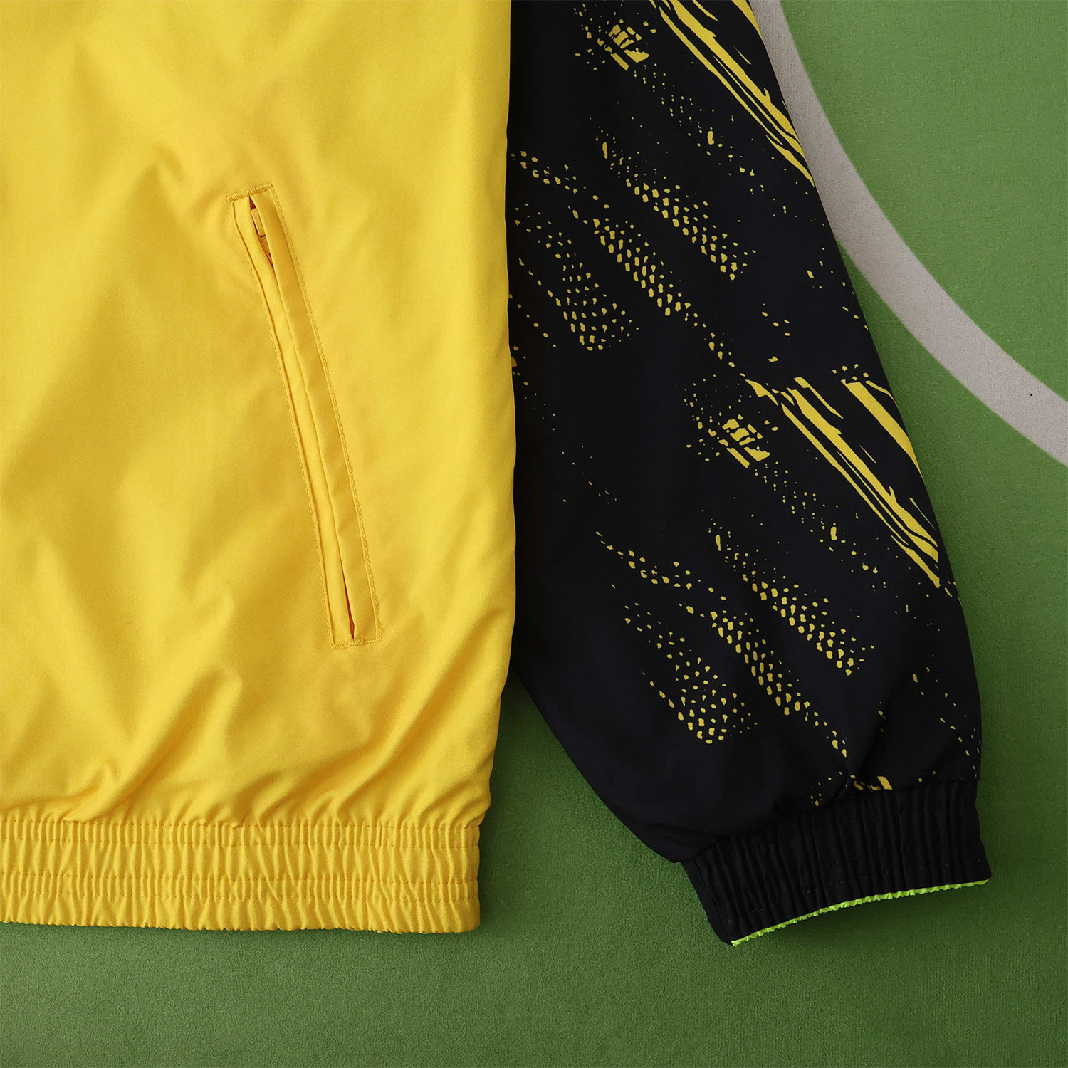 AlphaJersey-Dortmund 25-26 Double Sided Reversible Windbreaker - Green & Yellow