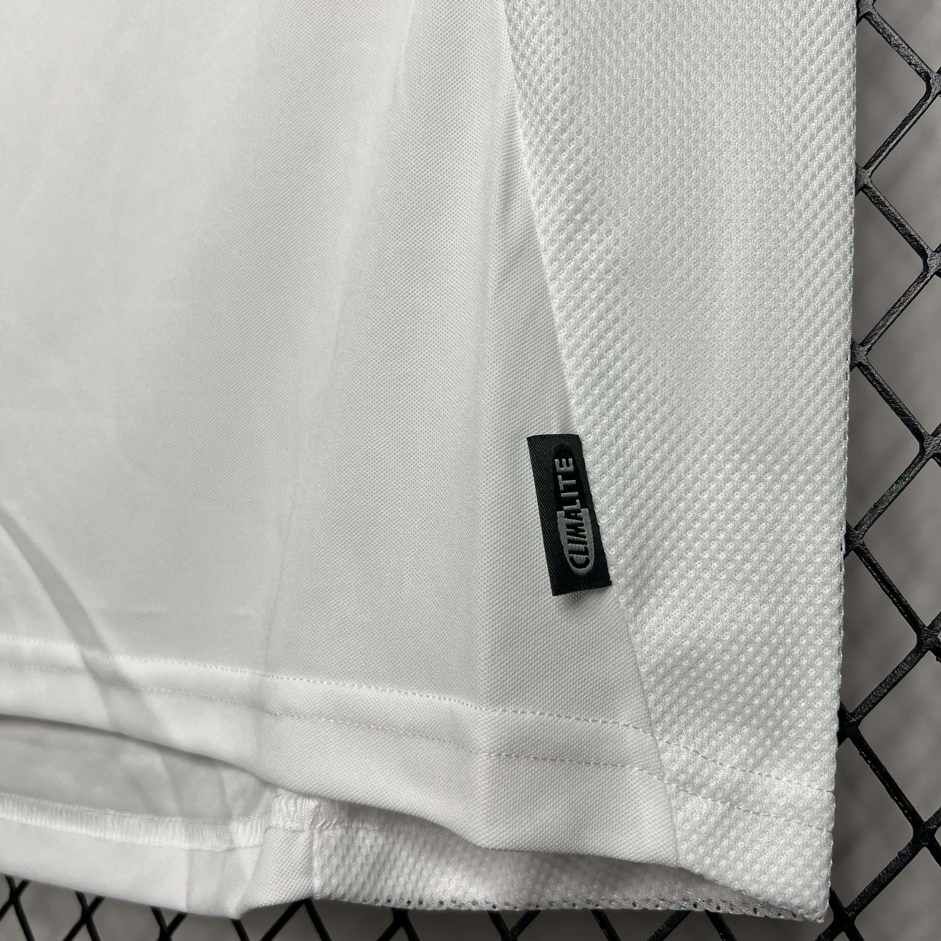AlphaJersey-Retro Germany 2002 Home Stadium Jersey