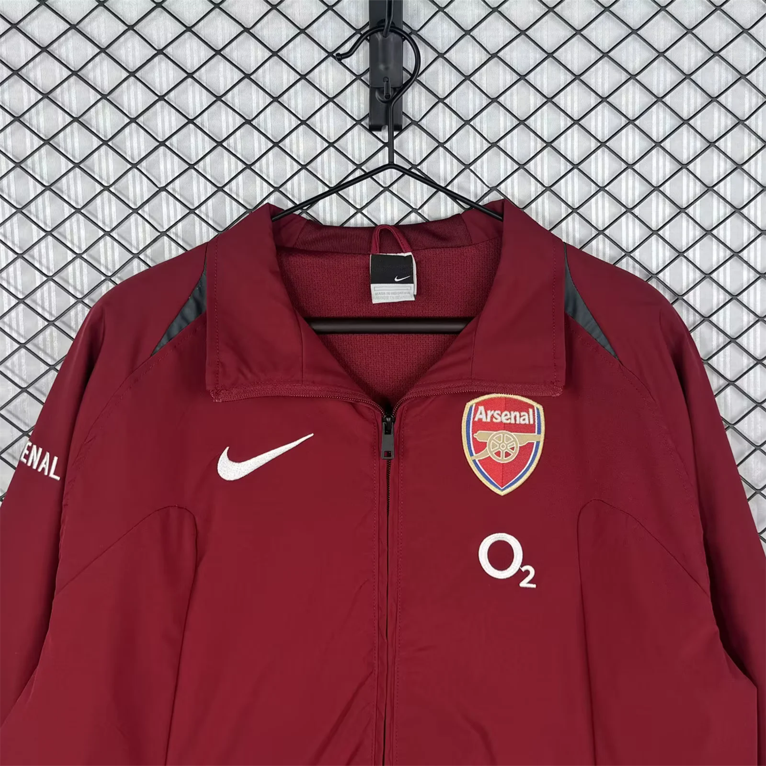 AlphaJersey-Retro Arsenal 2005-06 Home Windbreaker Jacket - Red
