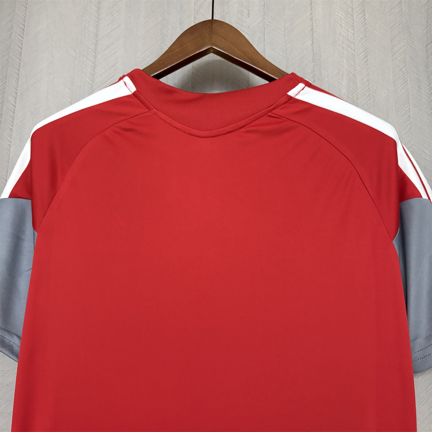 AlphaJersey-SC Internacional 26-27 Red Pre-Match Training Jersey - Fans Version