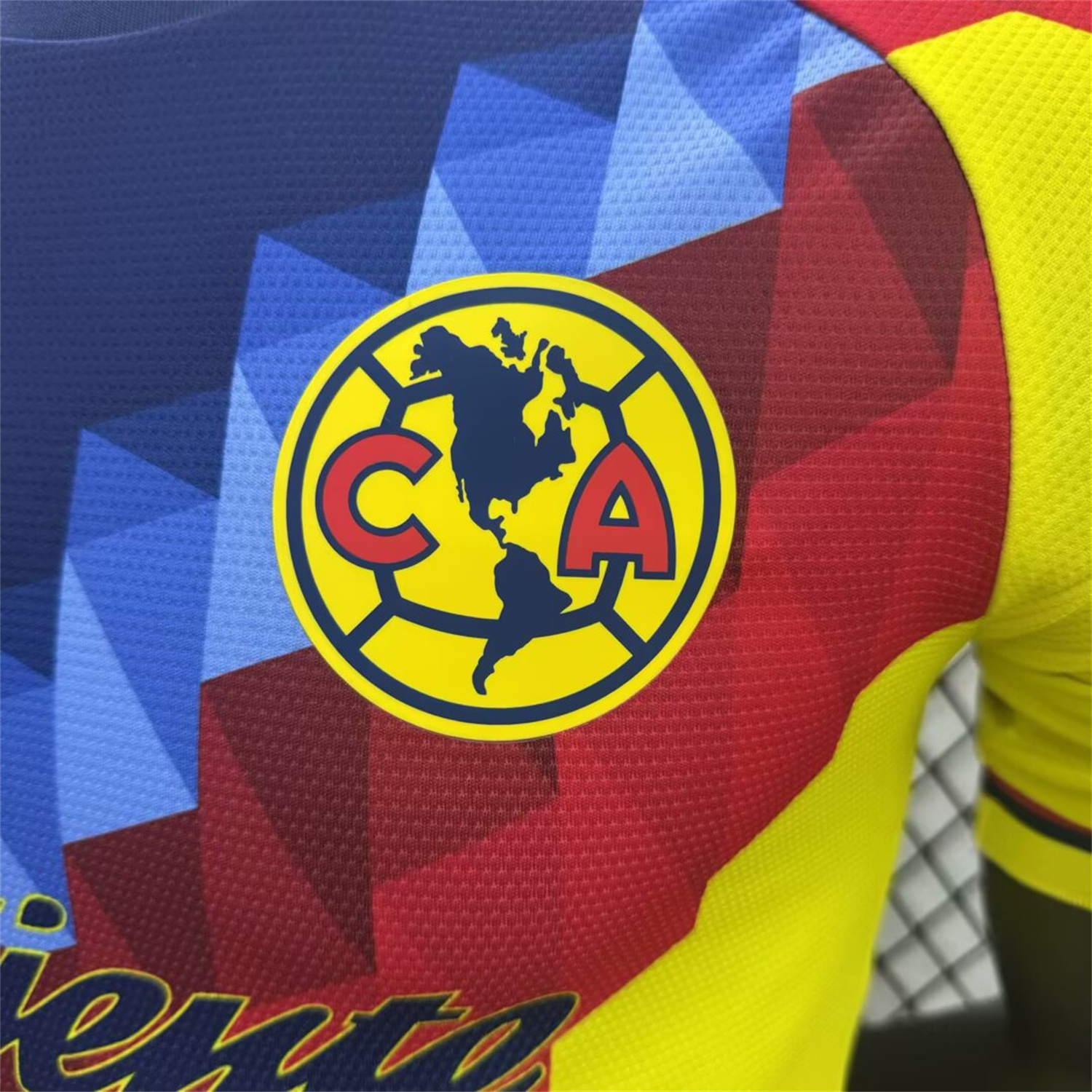 AlphaJersey-Club América 25-26 Blue and Red V-Shaped Camouflage Yellow Jersey - Player Version
