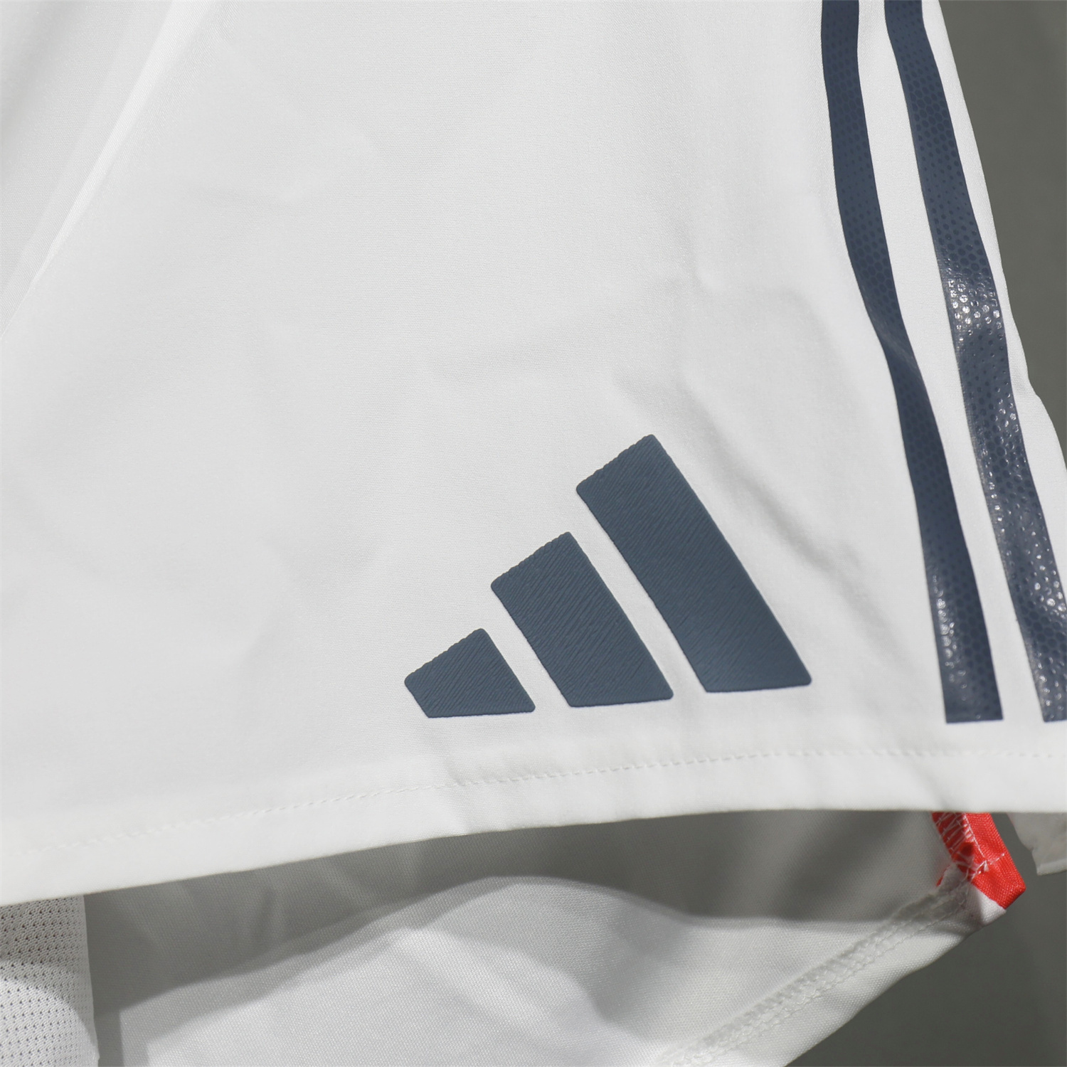 AlphaJersey-Bayern Munich 25-26 Away White Shorts - Player Version