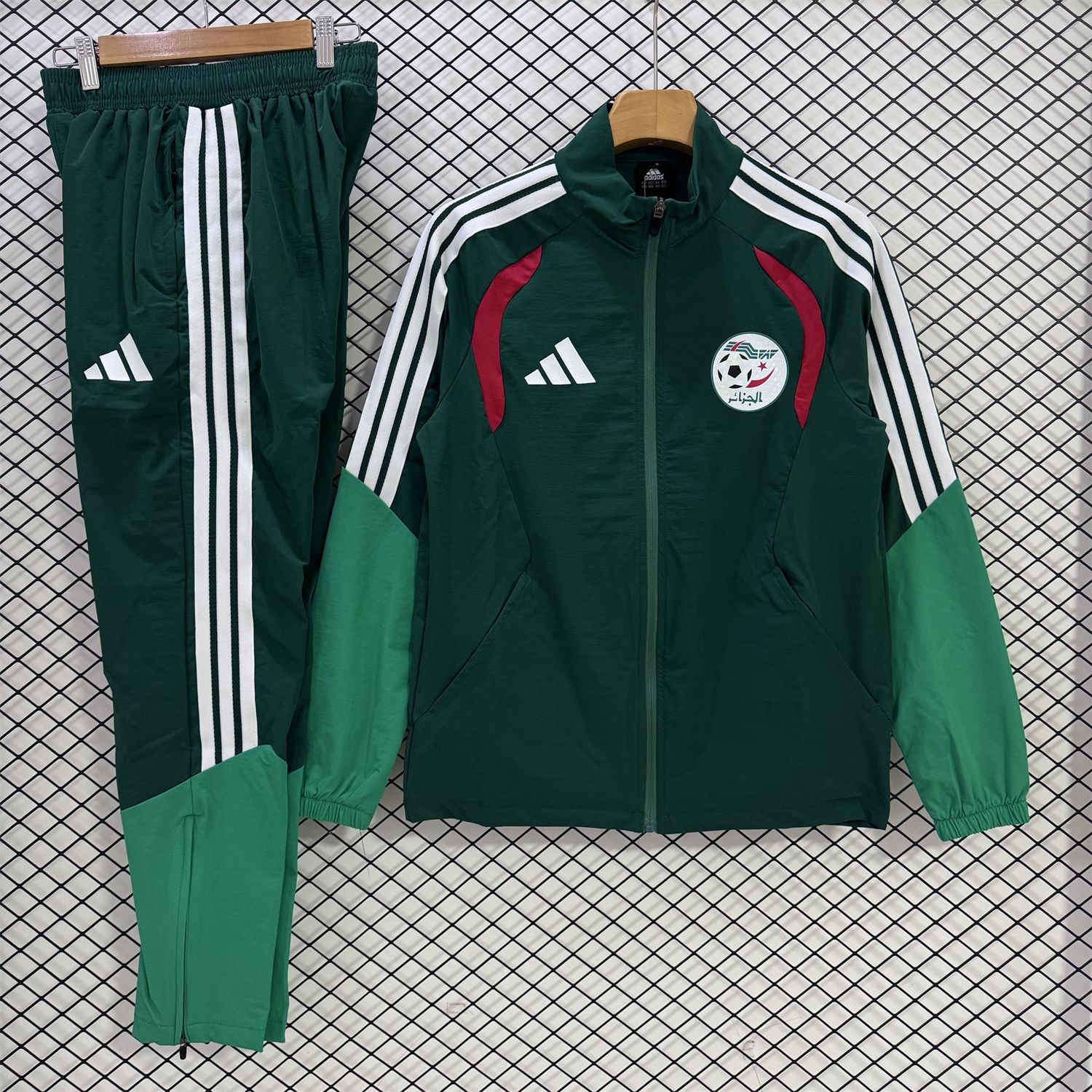 AlphaJersey-Algeria 2026 Windbreaker Training Set - Deep Green Top and Pants