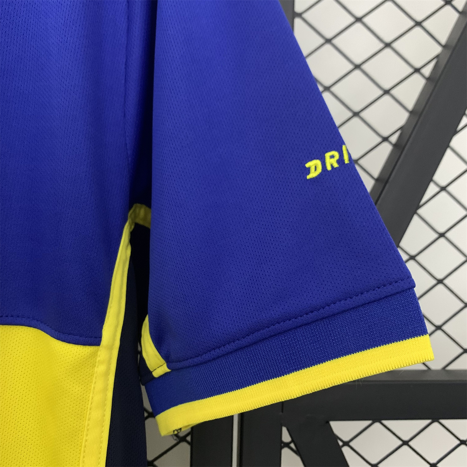 AlphaJersey-Retro Boca Juniors 2002-03 Home Jersey