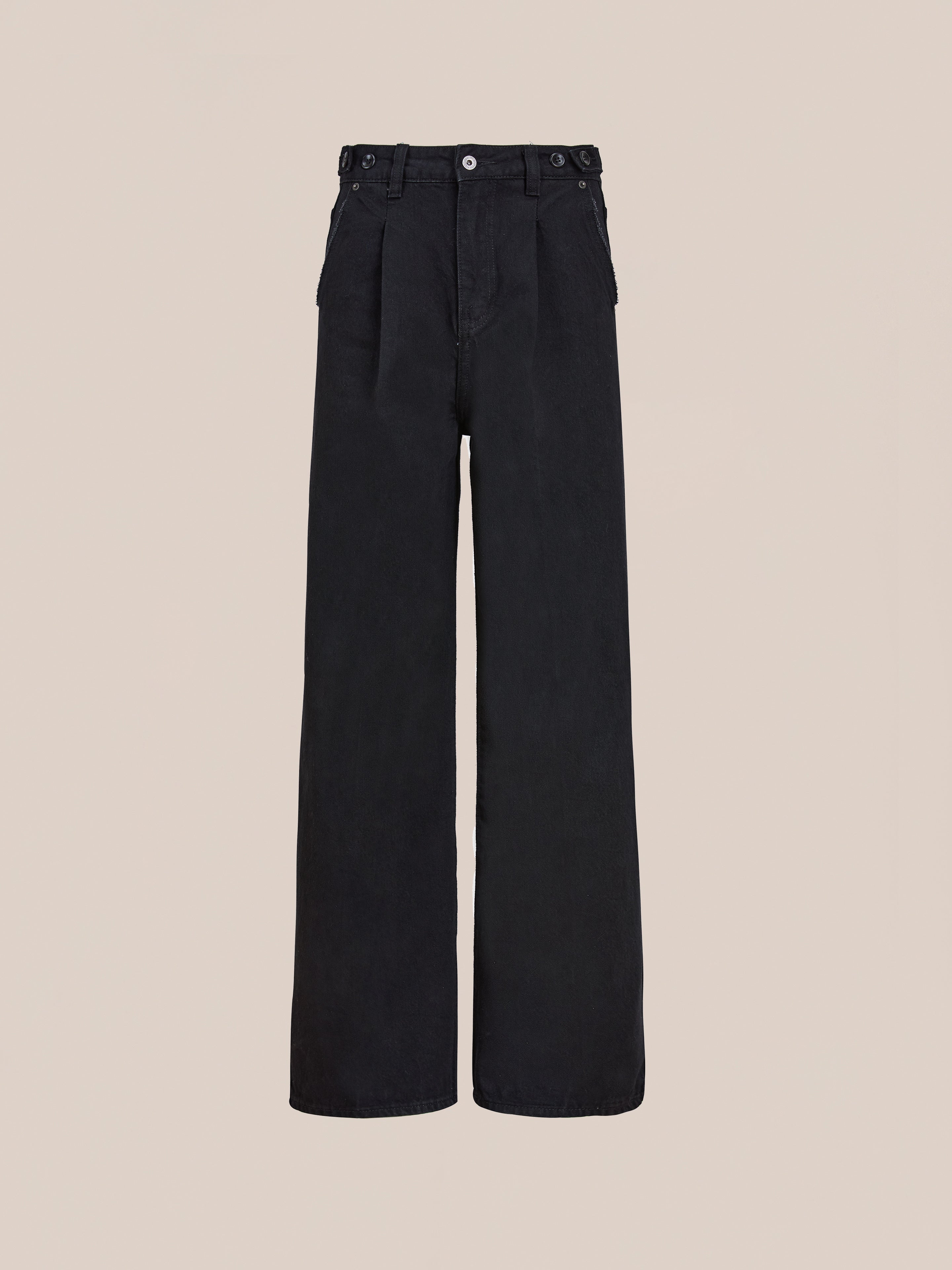 Pleated Relaxed Fit Jeans | Modern Menswear by yycbvcnbmmnbm