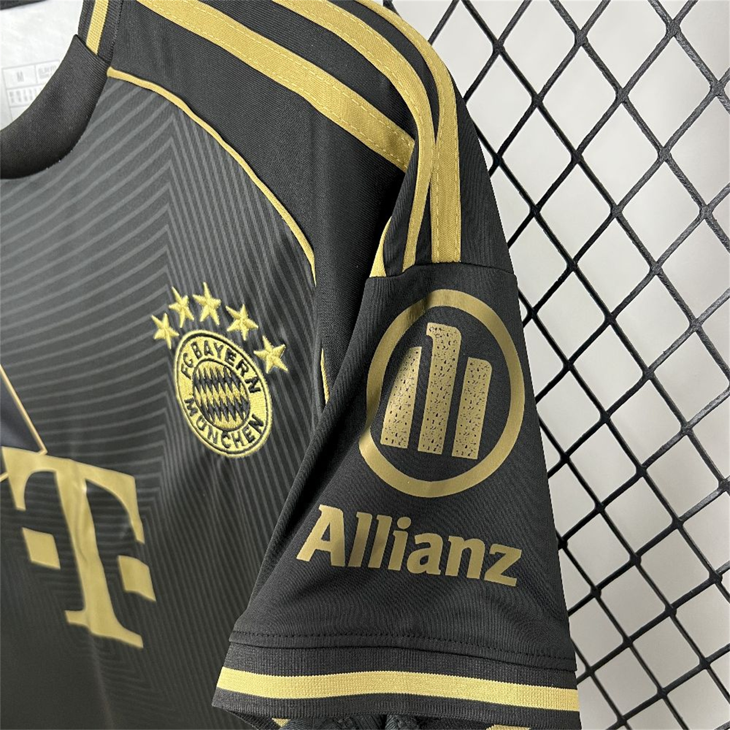 AlphaJersey-Bayern Munich 25-26 Black Gold Special Edition Jersey - Fans Version