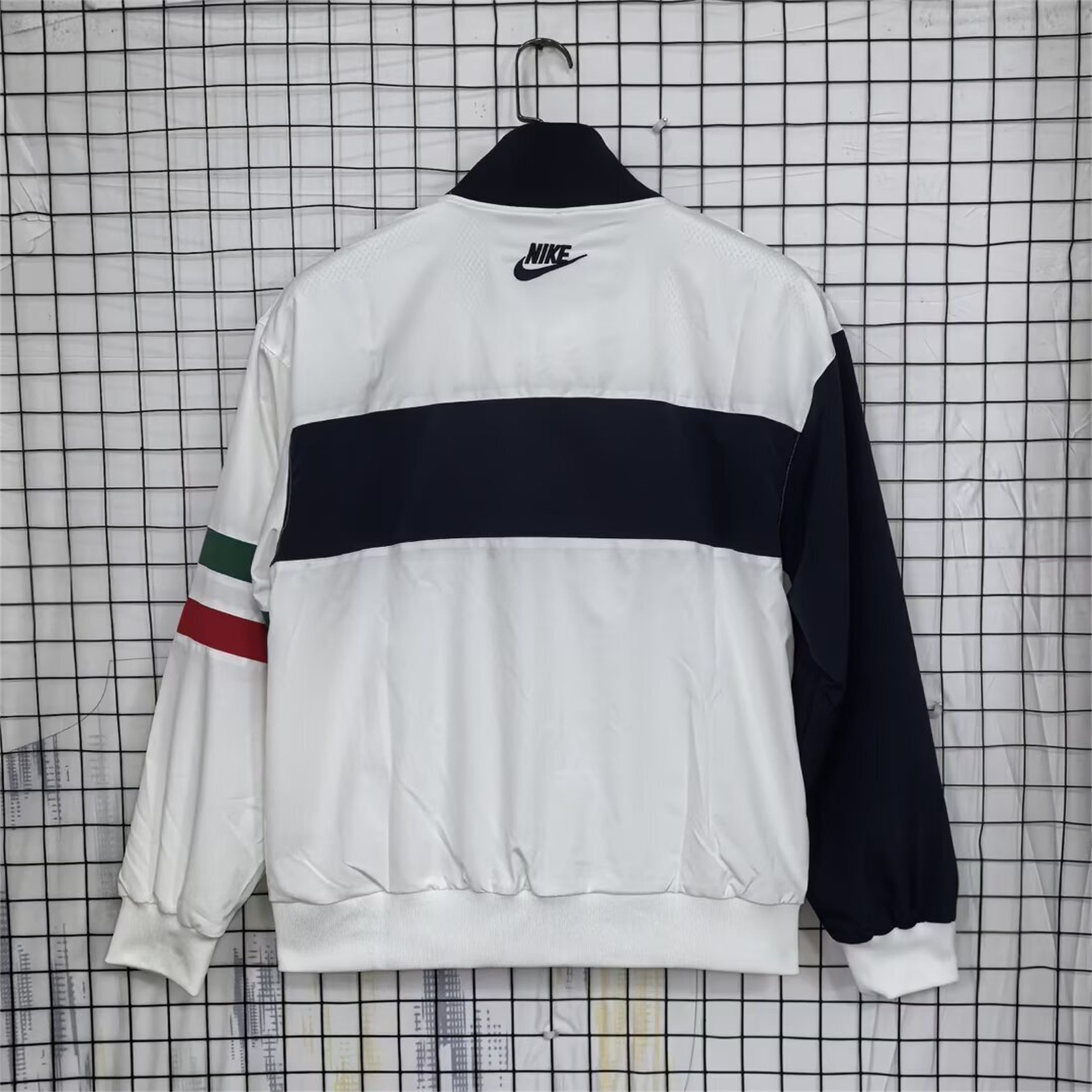 AlphaJersey-Italy 25-26 Throwback Windbreaker Jacket - White And Black