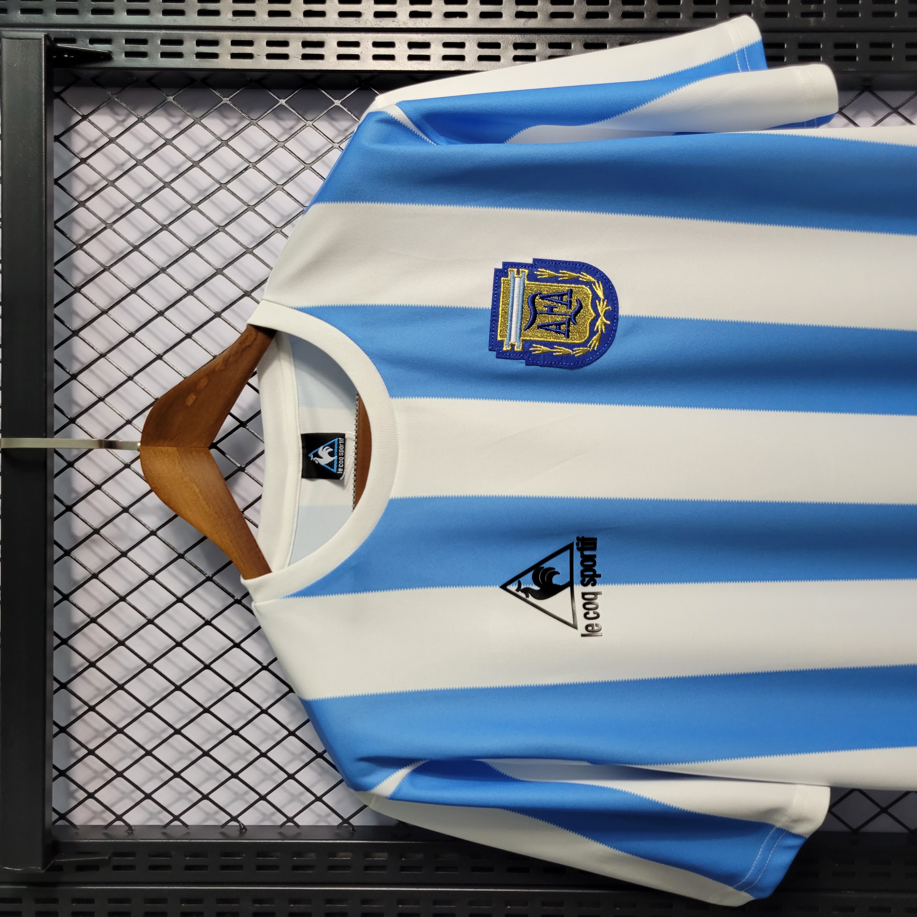 AlphaJersey-Retro Argentina 1986 Home Stadium Jersey