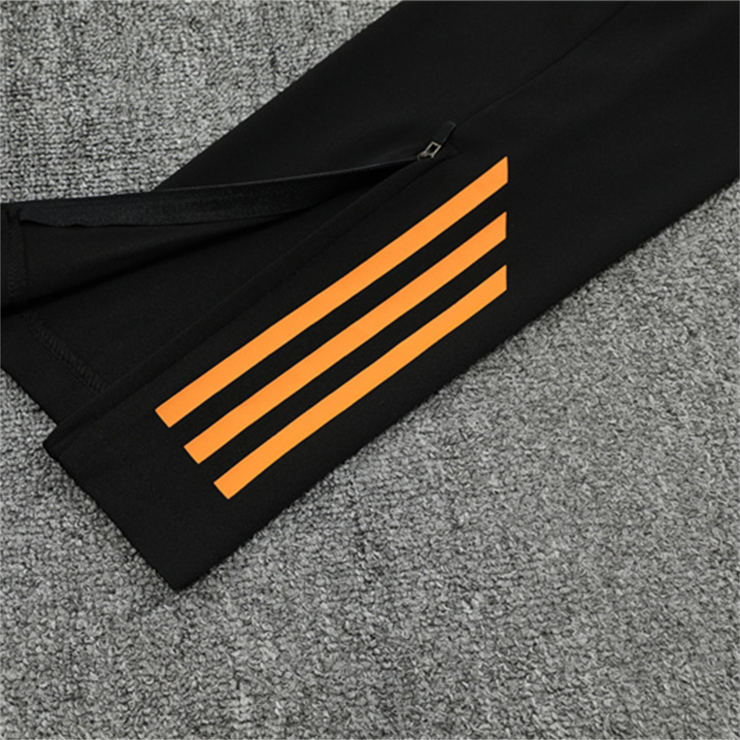 AlphaJersey-Real Madrid 25-26 Kids Long Sleeve Training Set - Player Version - Yellow Pattern Black Top and Black Pants