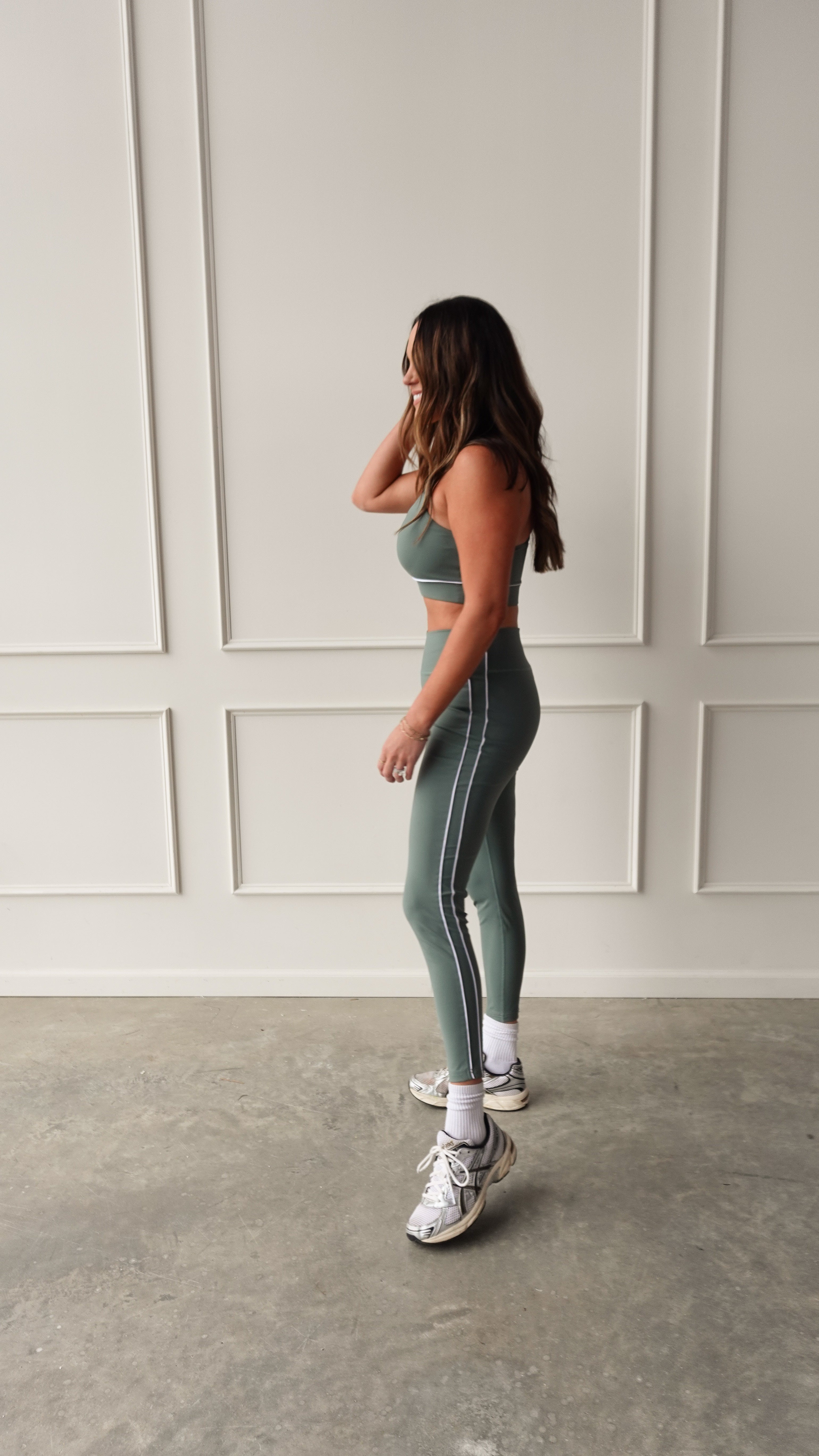 Green Sports Bra and Legging Set | Elegant Women's Fashion by coolavocek