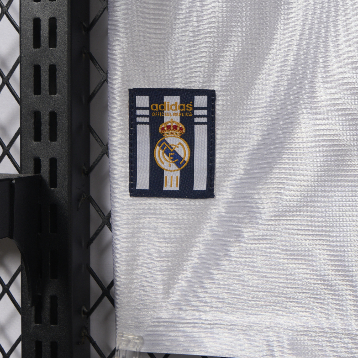 AlphaJersey-Retro Real Madrid 1998-00 Home Stadium Jersey