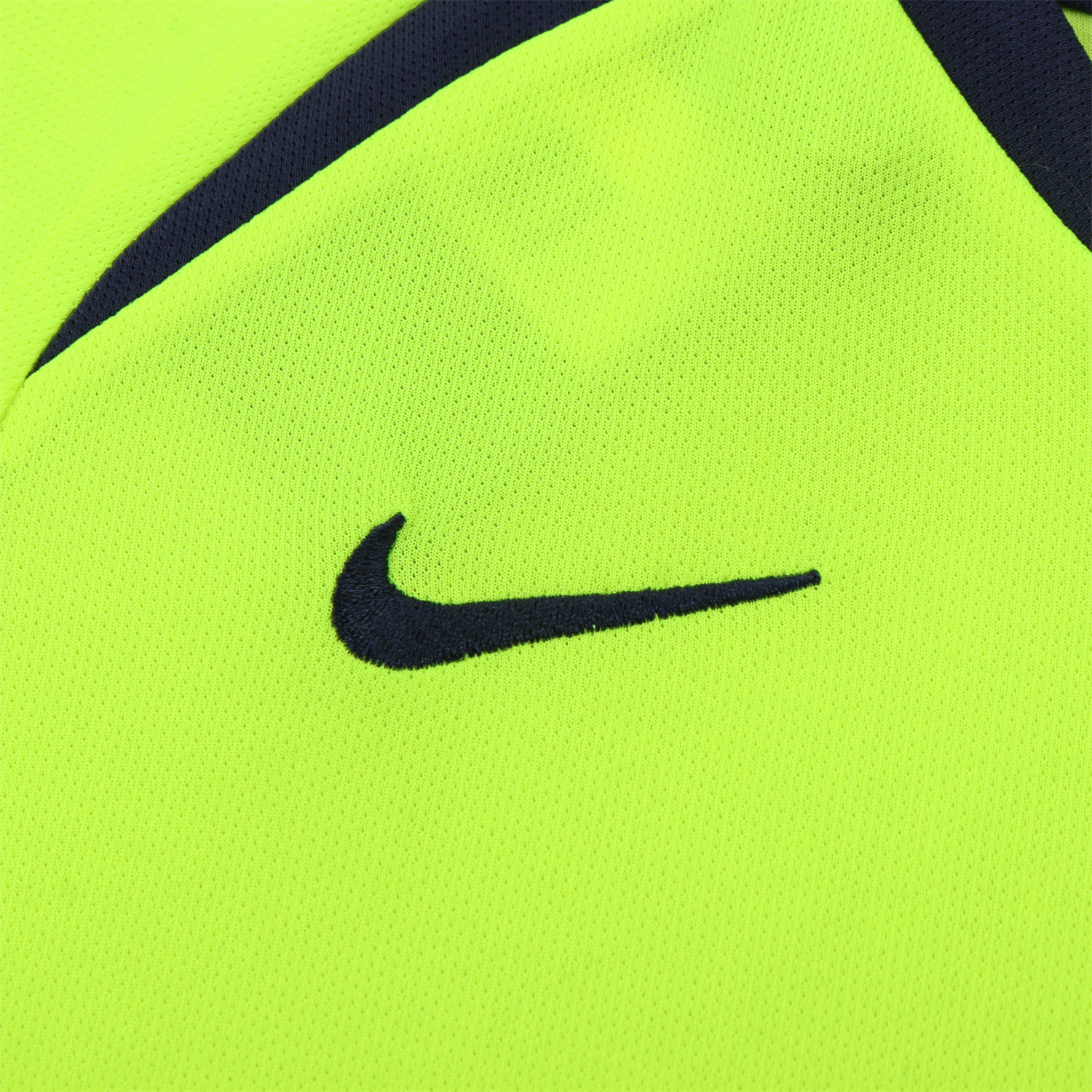 AlphaJersey-Retro Barcelona 2005-06 Away Kids Kit