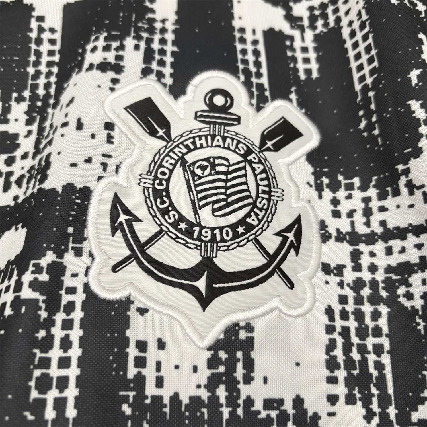 AlphaJersey-Corinthians 26-27 Black And White Pixels Jersey - Fans Version