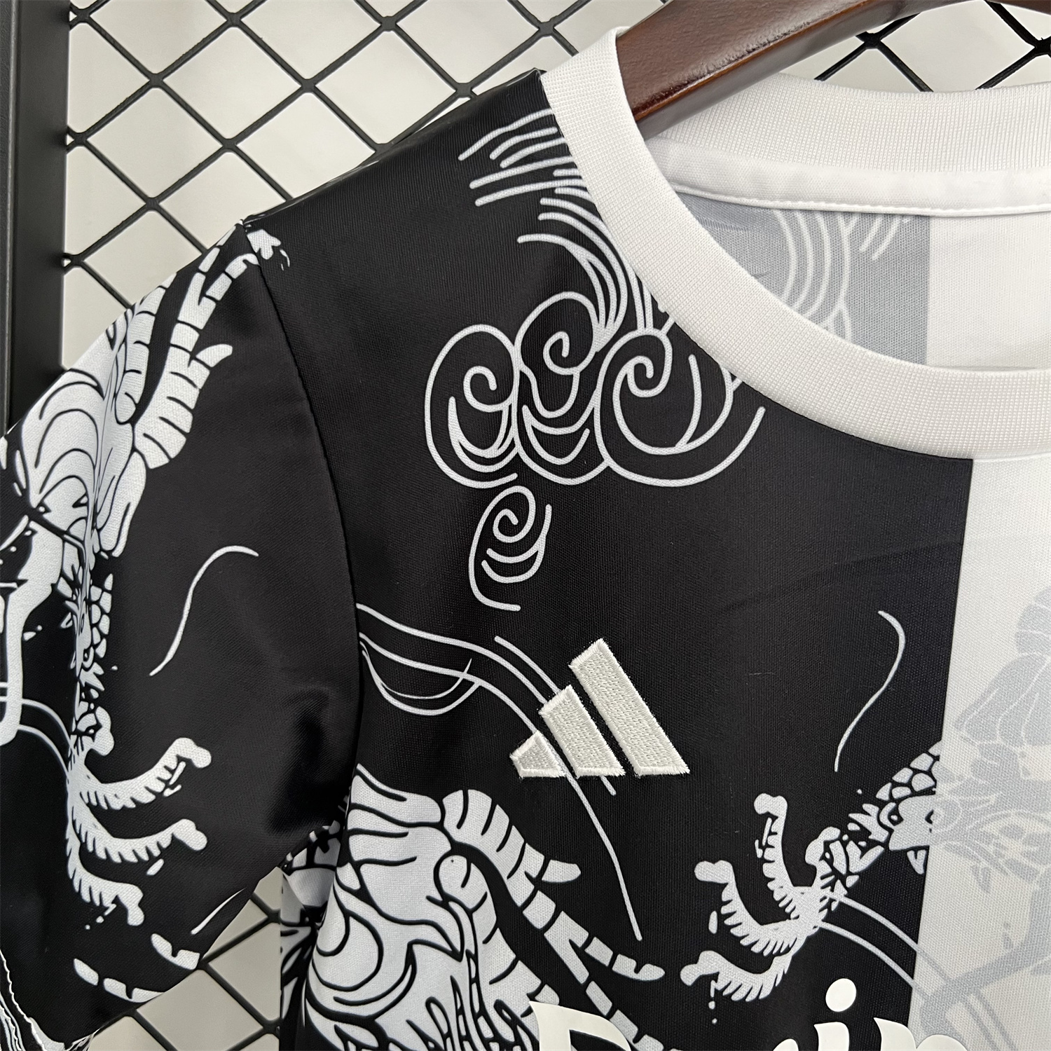 AlphaJersey-Real Madrid 25-26 Dragon White And Black Special Kids Kit