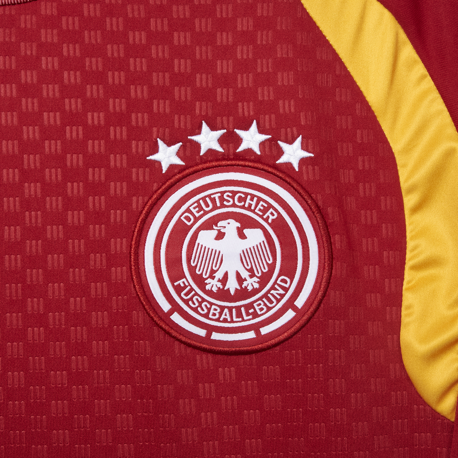 AlphaJersey-Germany 2026 Red Pre-Match Training Jersey - Fans Version