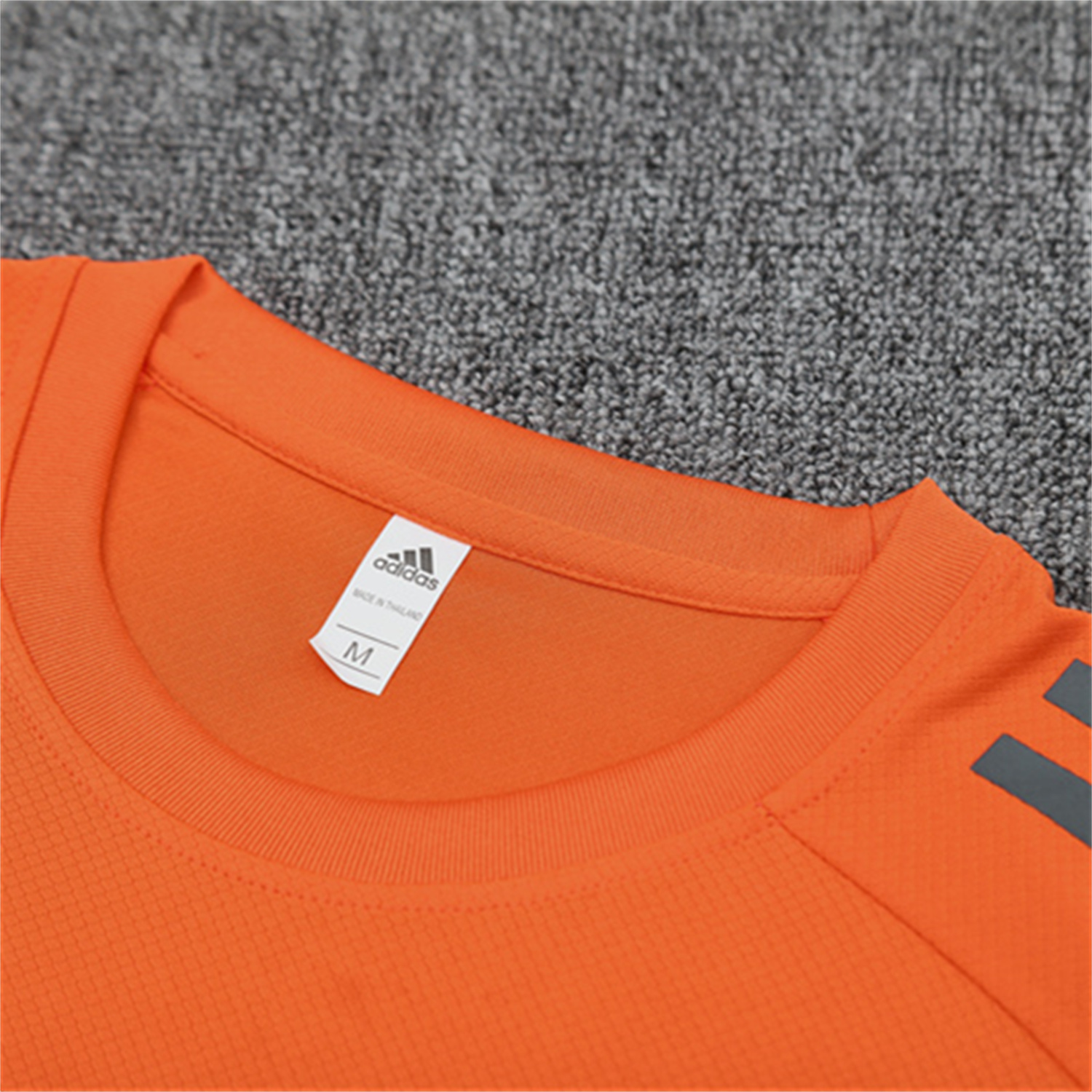 AlphaJersey-Bayern Munich 25-26 Kids Short-Sleeve Training Set - Orange Top & Gray shorts
