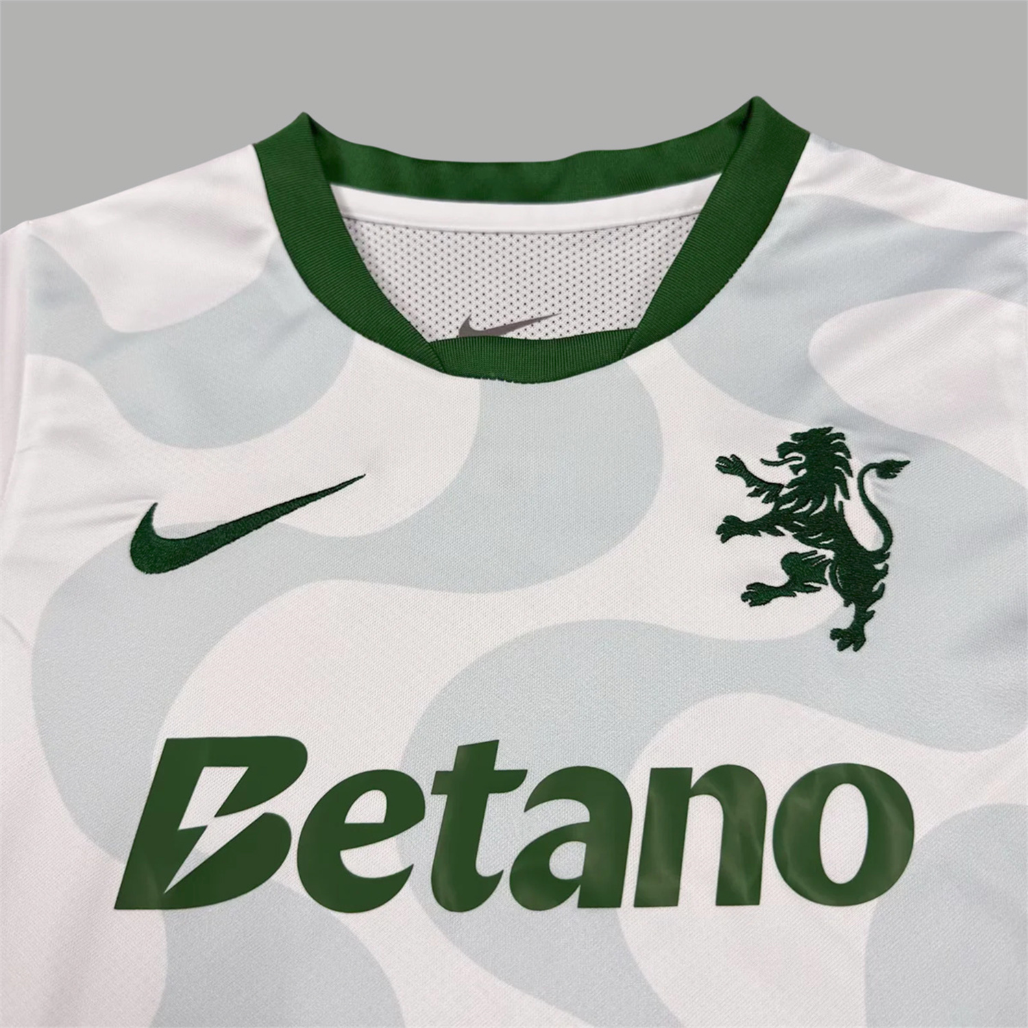 AlphaJersey-Sporting CP 25-26 Away Kids Kit